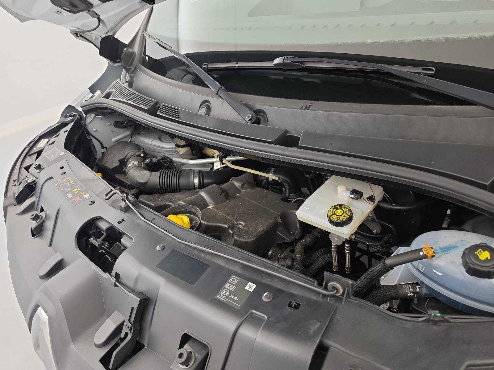 Vente en ligne Renault Master Fourgon MASTER FGN TRAC F3500 L3H3 BLUE DCI 135 au prix de 26 490 €