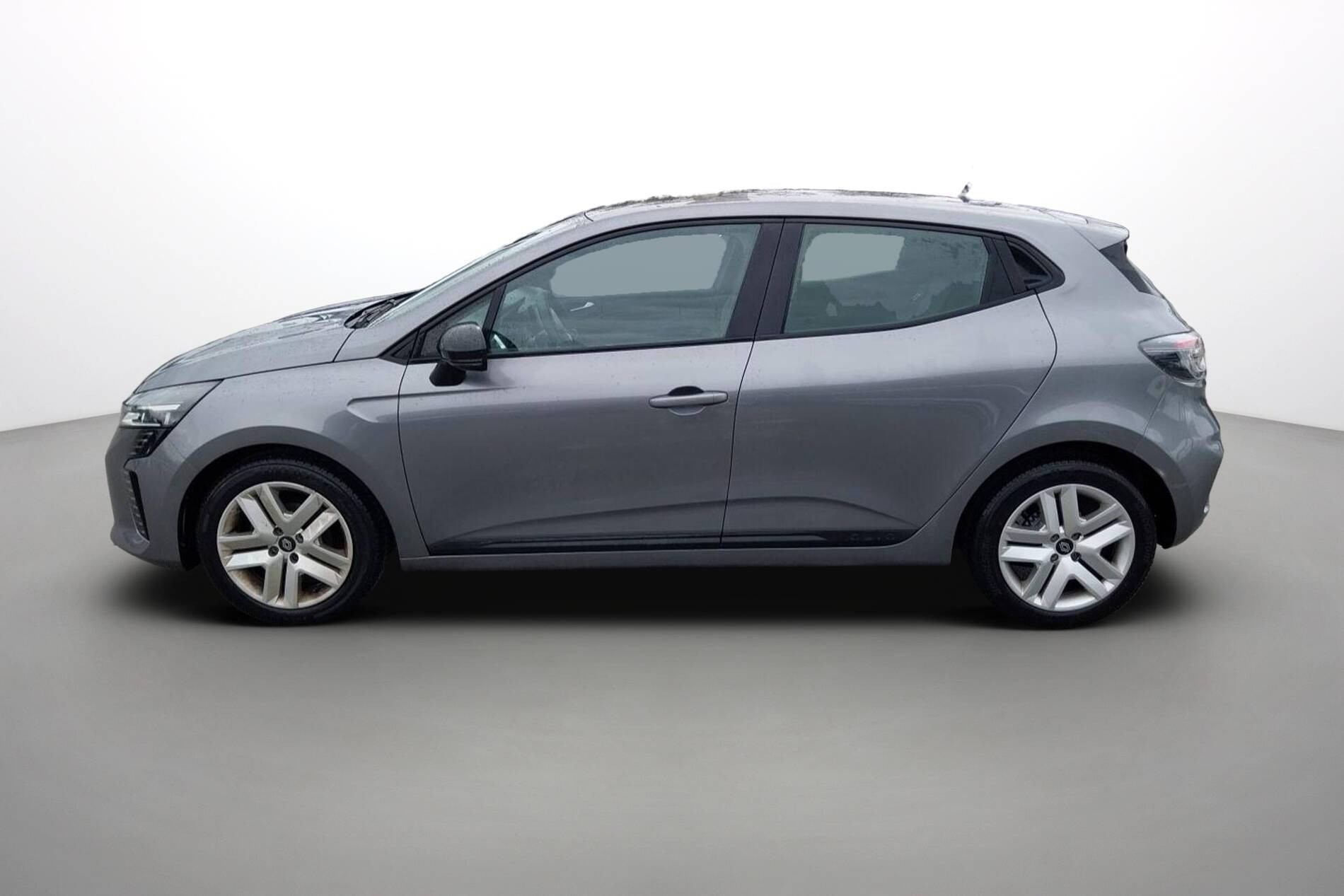 Vente en ligne Renault Clio 5 Clio TCe 90 au prix de 14 890 €