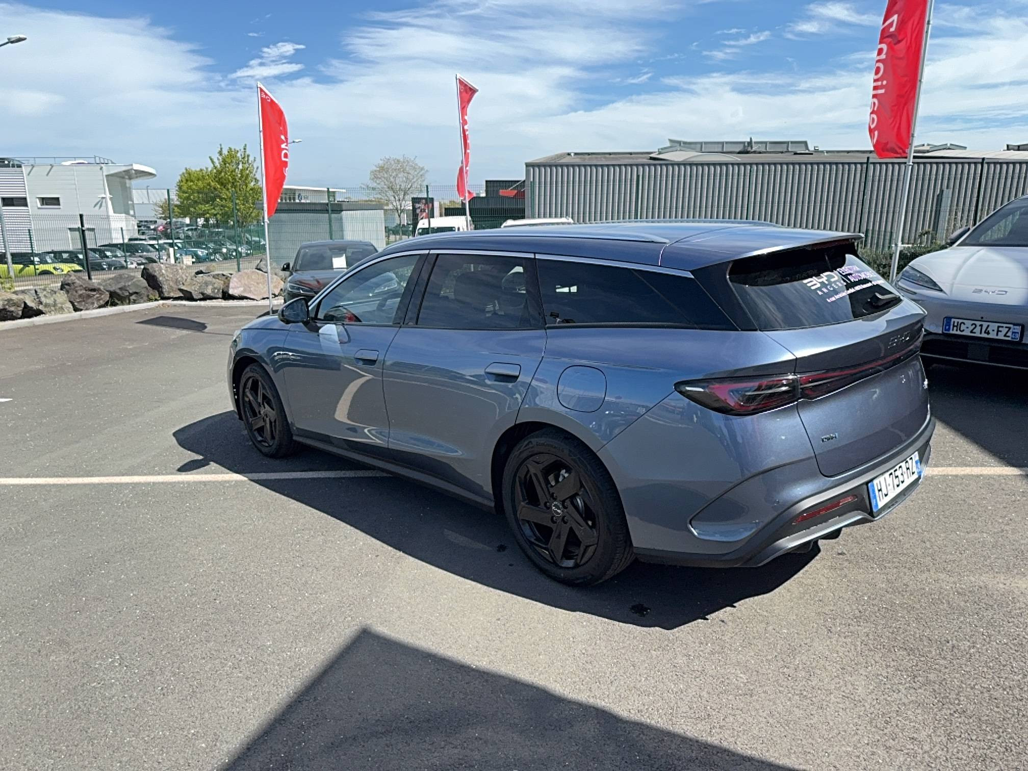 Vente en ligne Byd Seal 6 DM-i Touring  1.5l DM-i 156 kW PHEV au prix de 37 290 €
