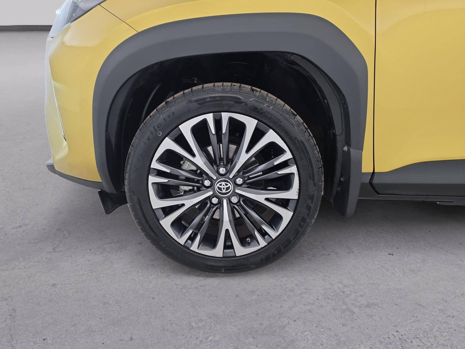 Vente en ligne Toyota Yaris Cross  116h 2WD au prix de 20 490 €