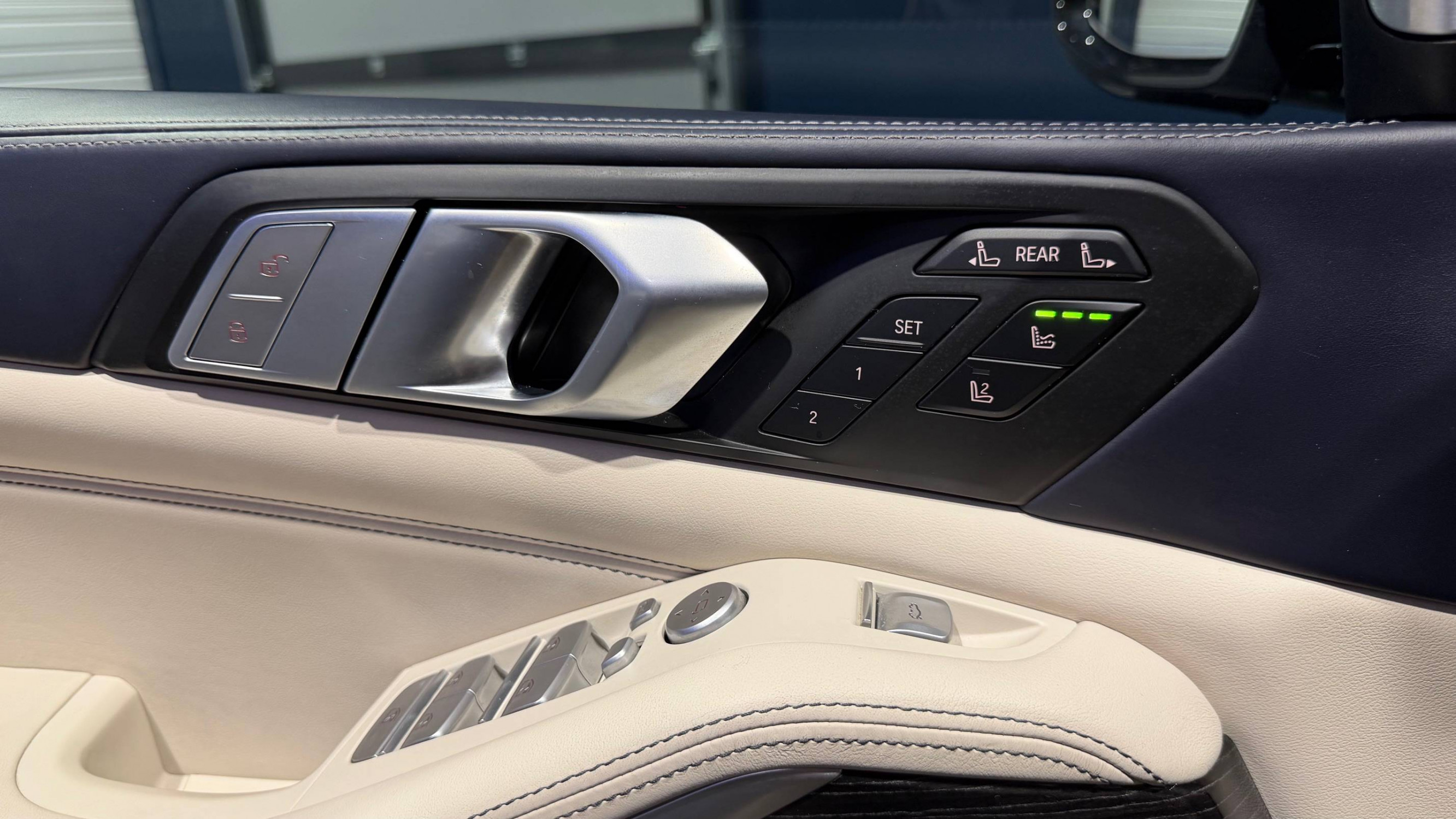 Vente en ligne Bmw X7 X7 M50i 530 ch BVA8 au prix de 72 990 €