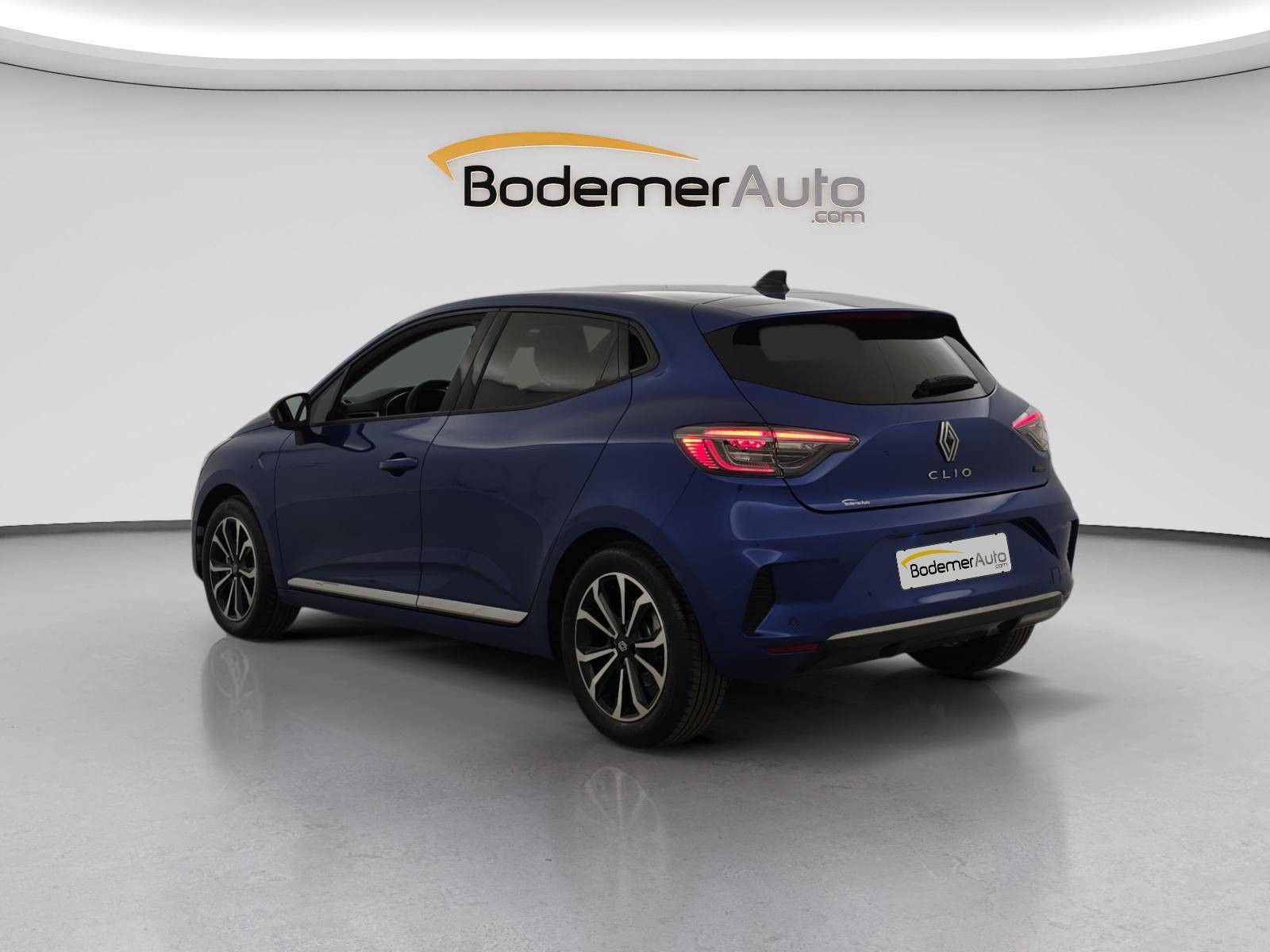 Vente en ligne Renault Clio 5 Clio E-Tech full hybrid 145 ch GSR2 au prix de 21 390 €