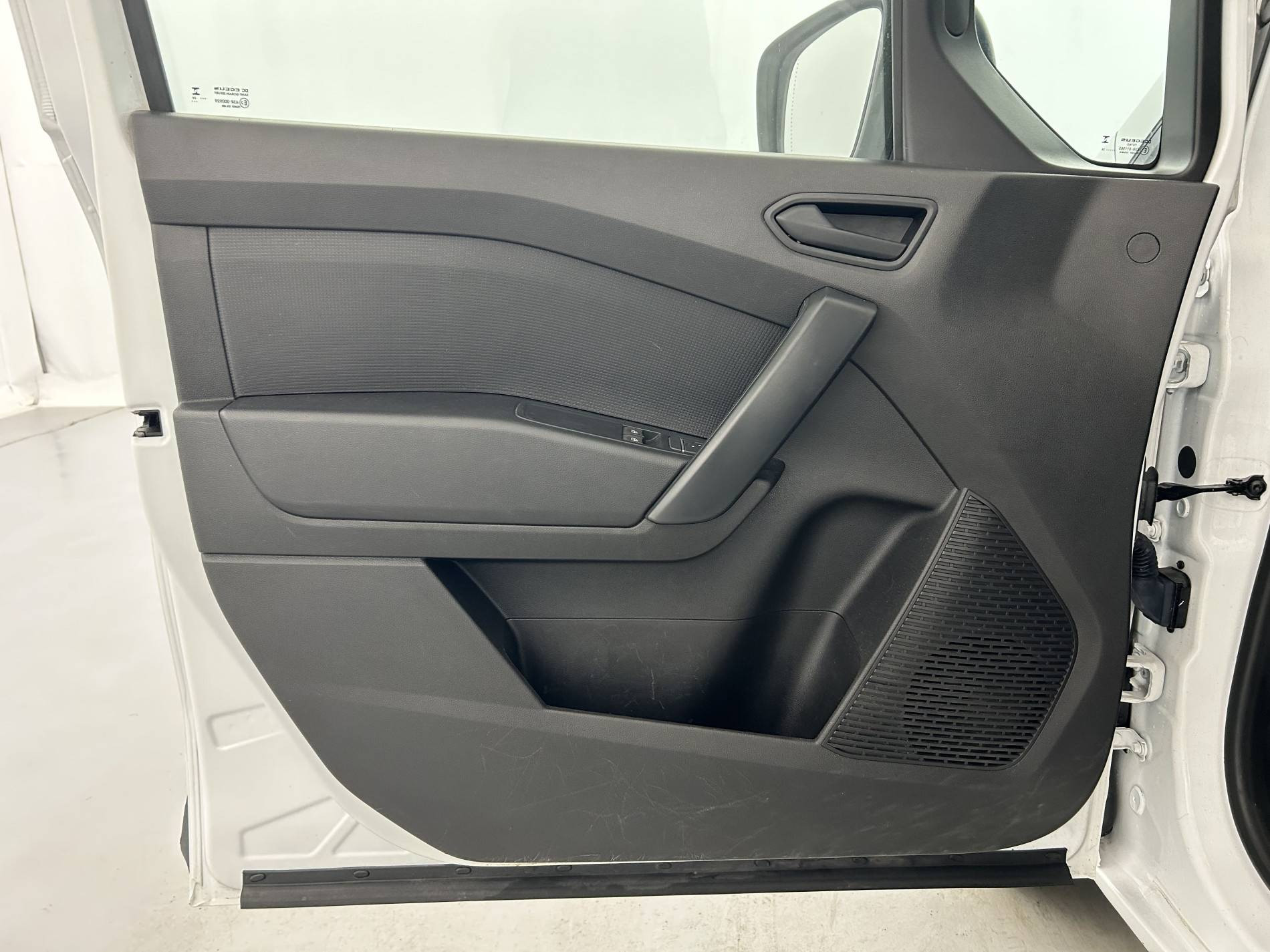 Vente en ligne Renault Kangoo Van  BLUE DCI 95 au prix de 18 790 €