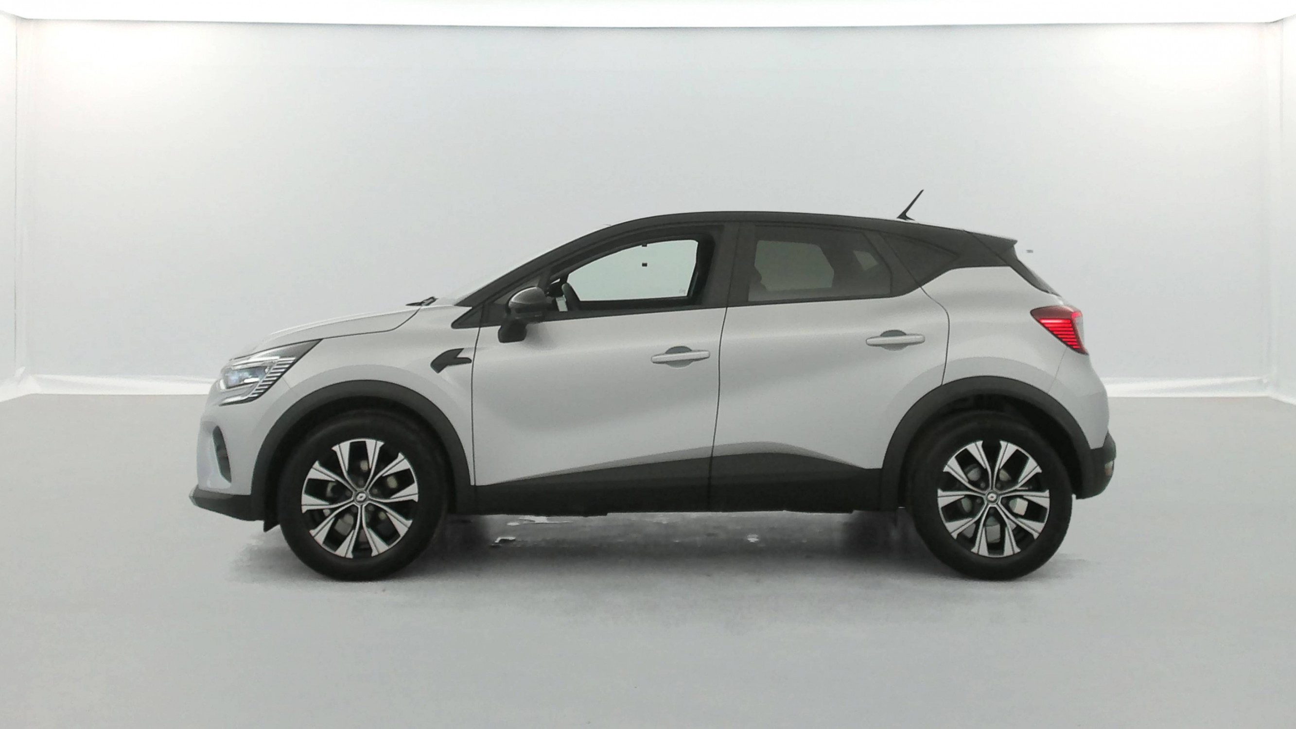 Vente en ligne Renault Captur  TCe 90 au prix de 16 990 €