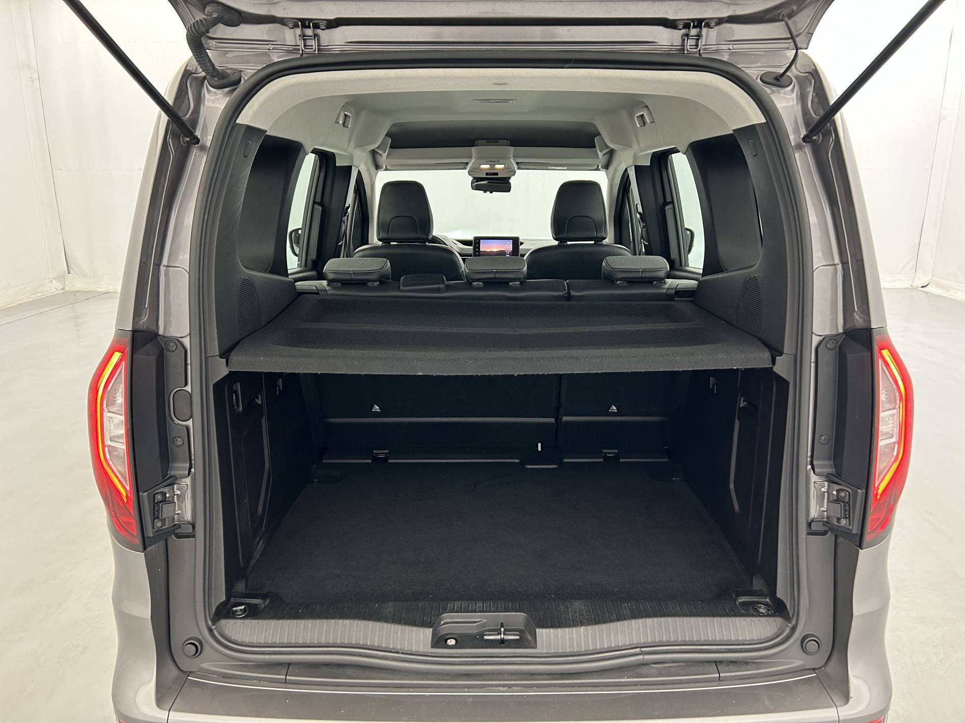 Vente en ligne Renault Kangoo  Blue dCi 95 au prix de 16 490 €