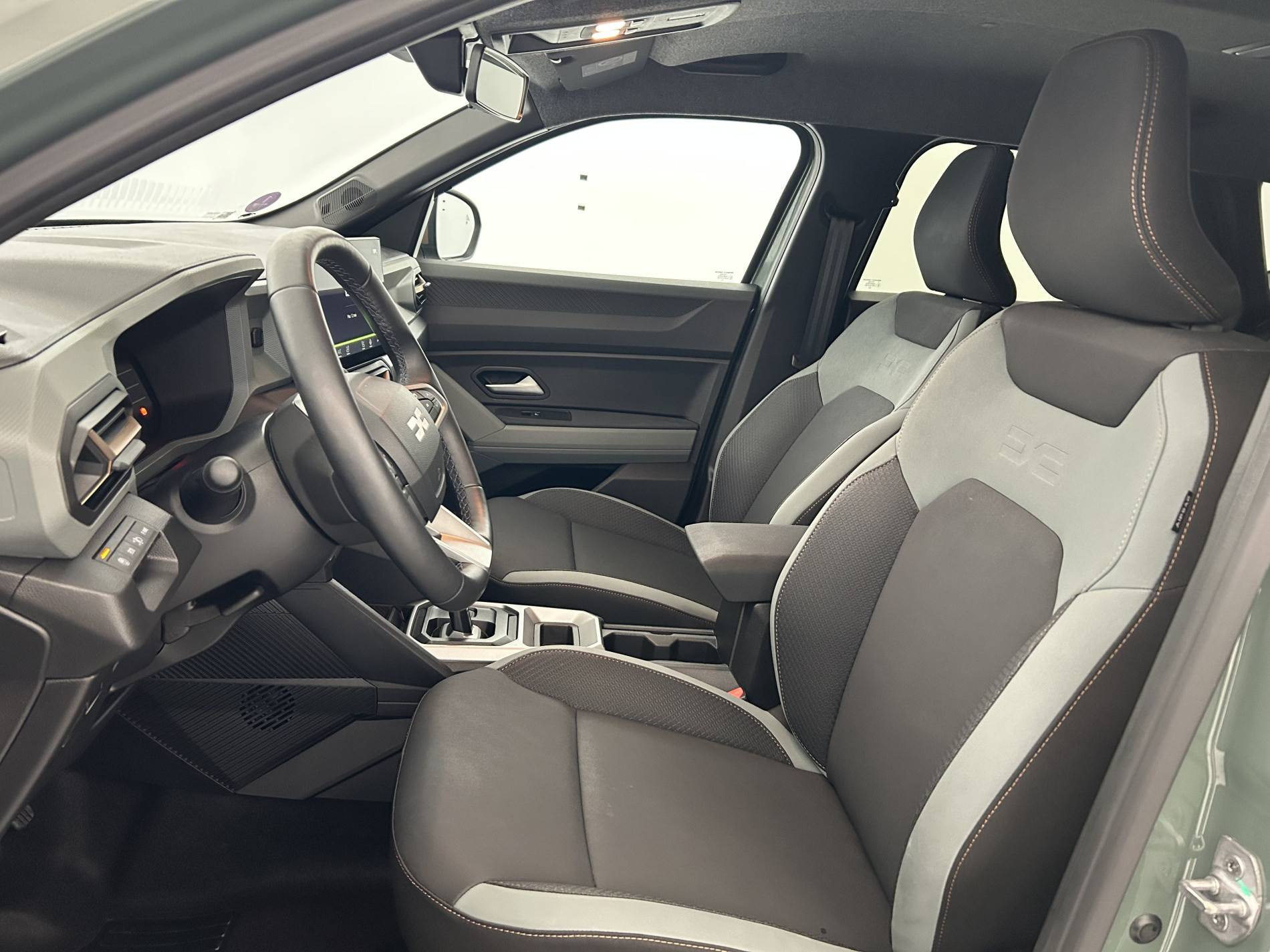 Vente en ligne Dacia Duster  Hybrid 140 au prix de 25 990 €