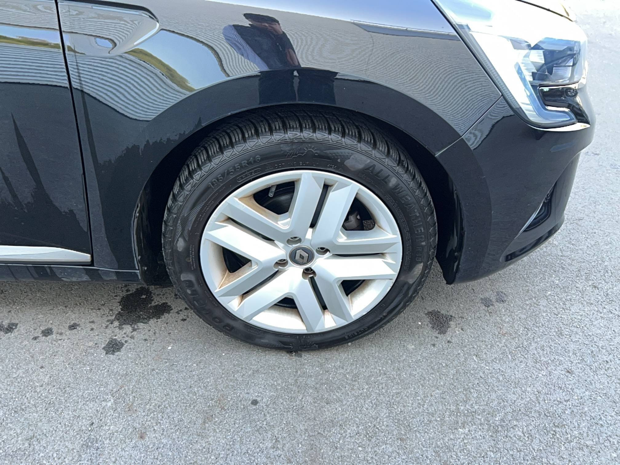 Vente en ligne Renault Clio 5 Clio TCe 90 au prix de 12 590 €