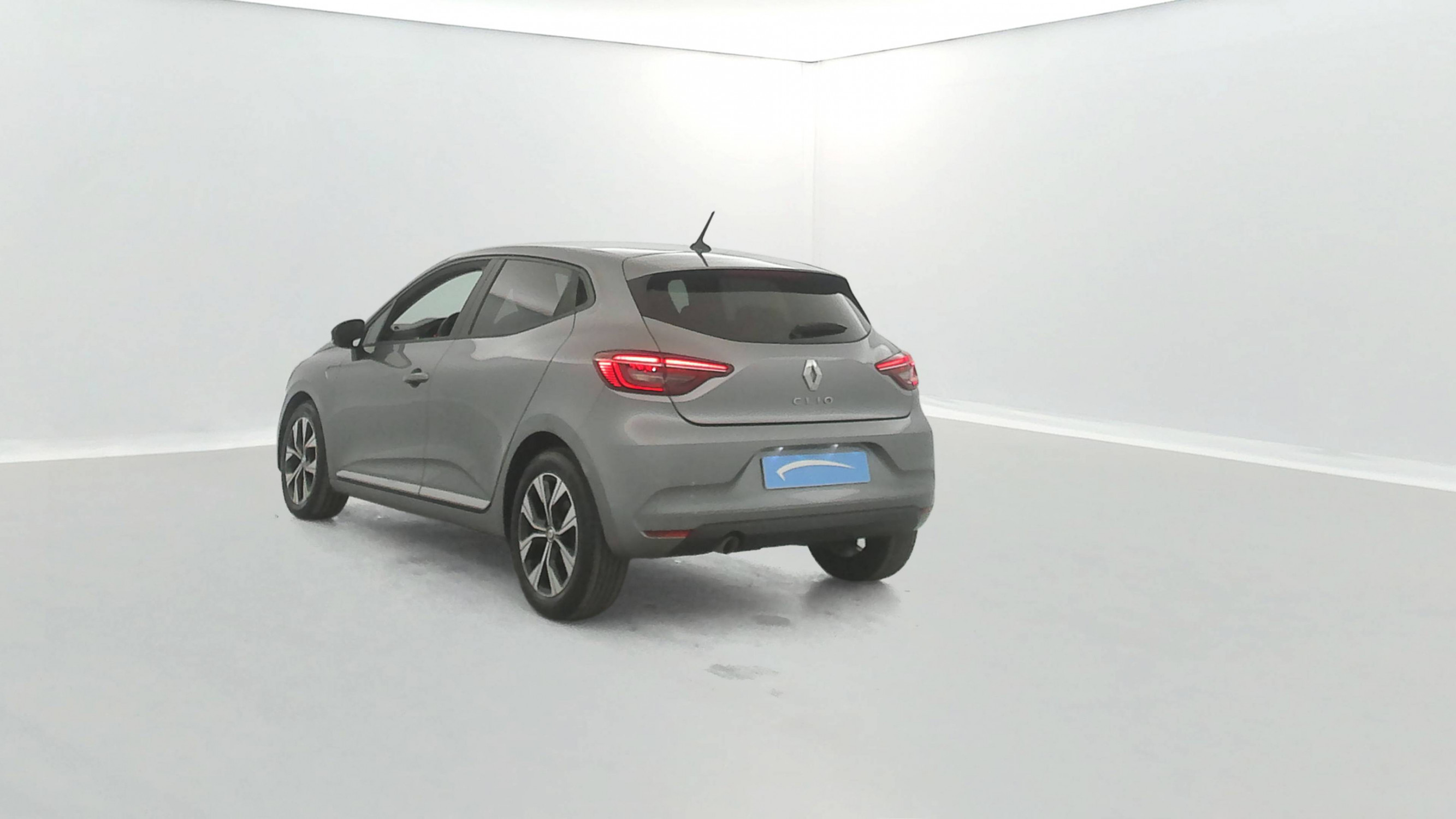 Vente en ligne Renault Clio 5 Clio TCe 90 au prix de 14 490 €