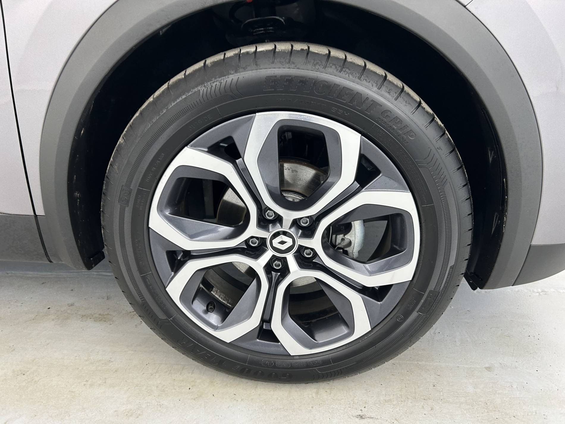 Vente en ligne Renault Captur  mild hybrid 160 EDC au prix de 20 490 €