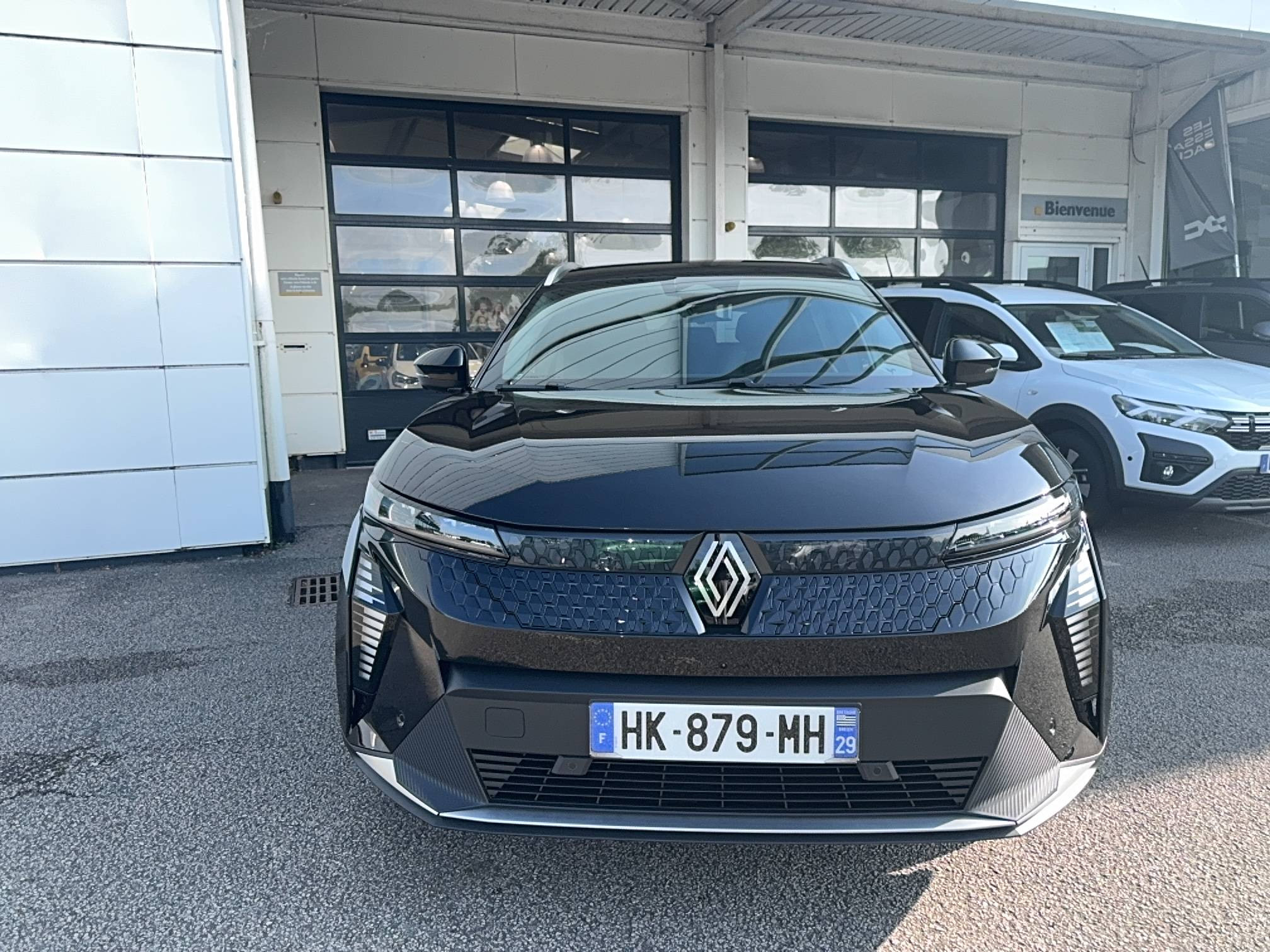 Vente en ligne Renault Scenic E-Tech Scenic E-Tech électrique 220 ch grande autonomie au prix de 49 990 €
