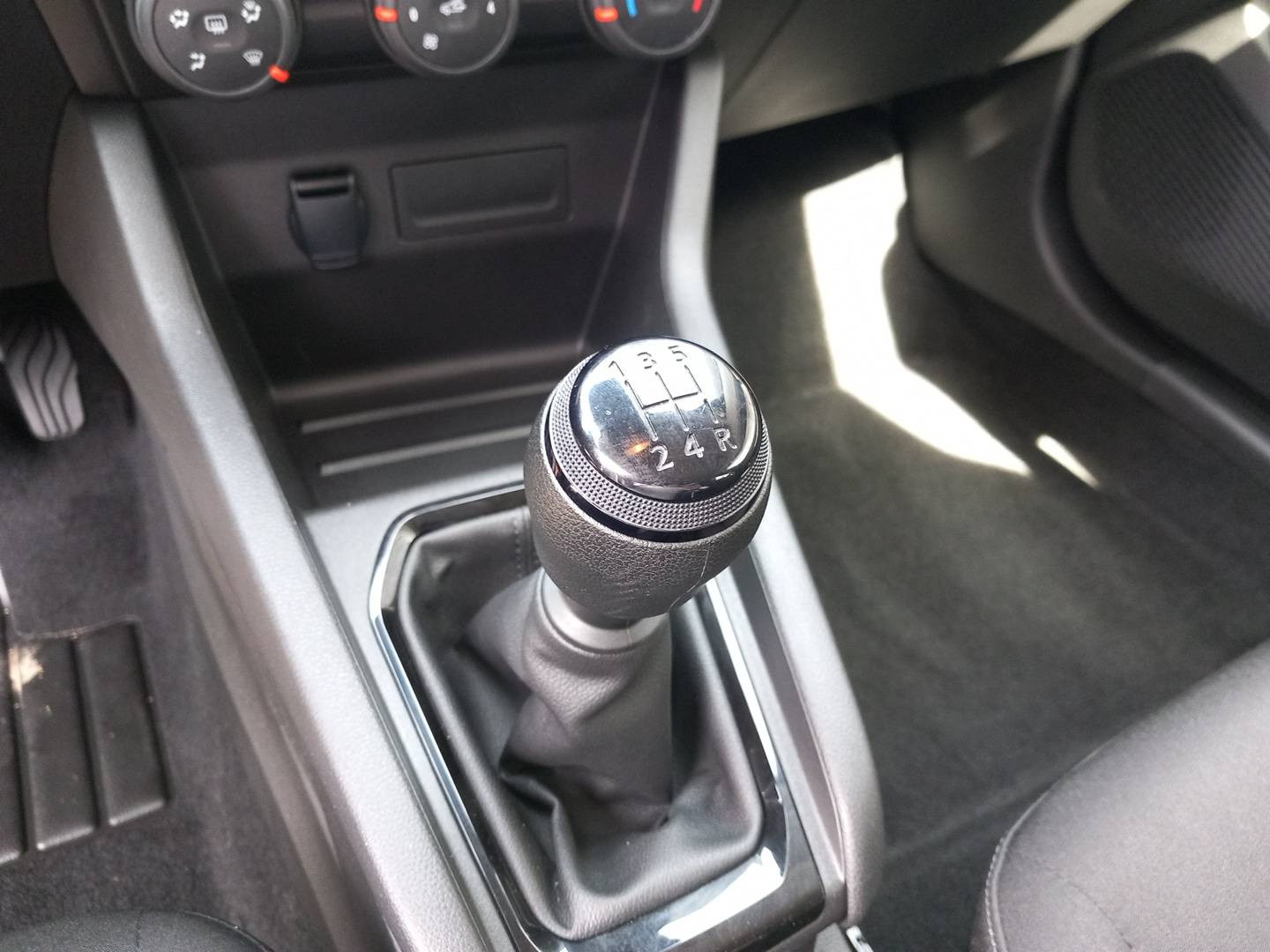 Vente en ligne Renault Clio 5 Clio SCe 65 au prix de 12 190 €