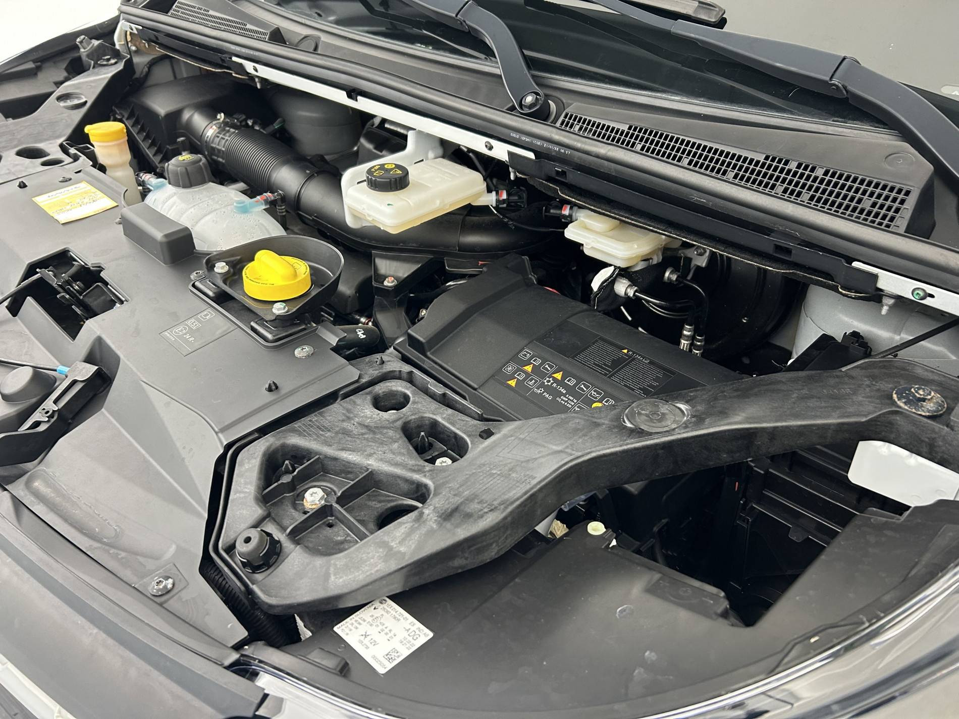 Vente en ligne Renault Trafic 3 Fourgon TRAFIC FGN L1H1 3000 KG BLUE DCI 130 au prix de 23 990 €