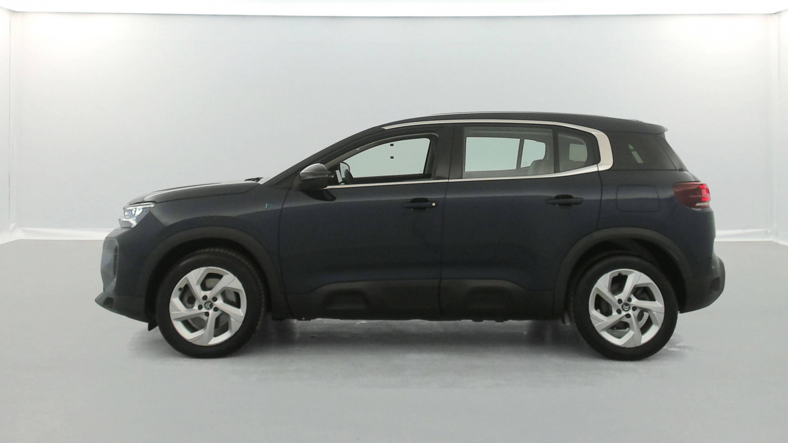 Vente en ligne Citroën C5 Aircross  Hybride Rechargeable 225 S&S e-EAT8 au prix de 20 990 €