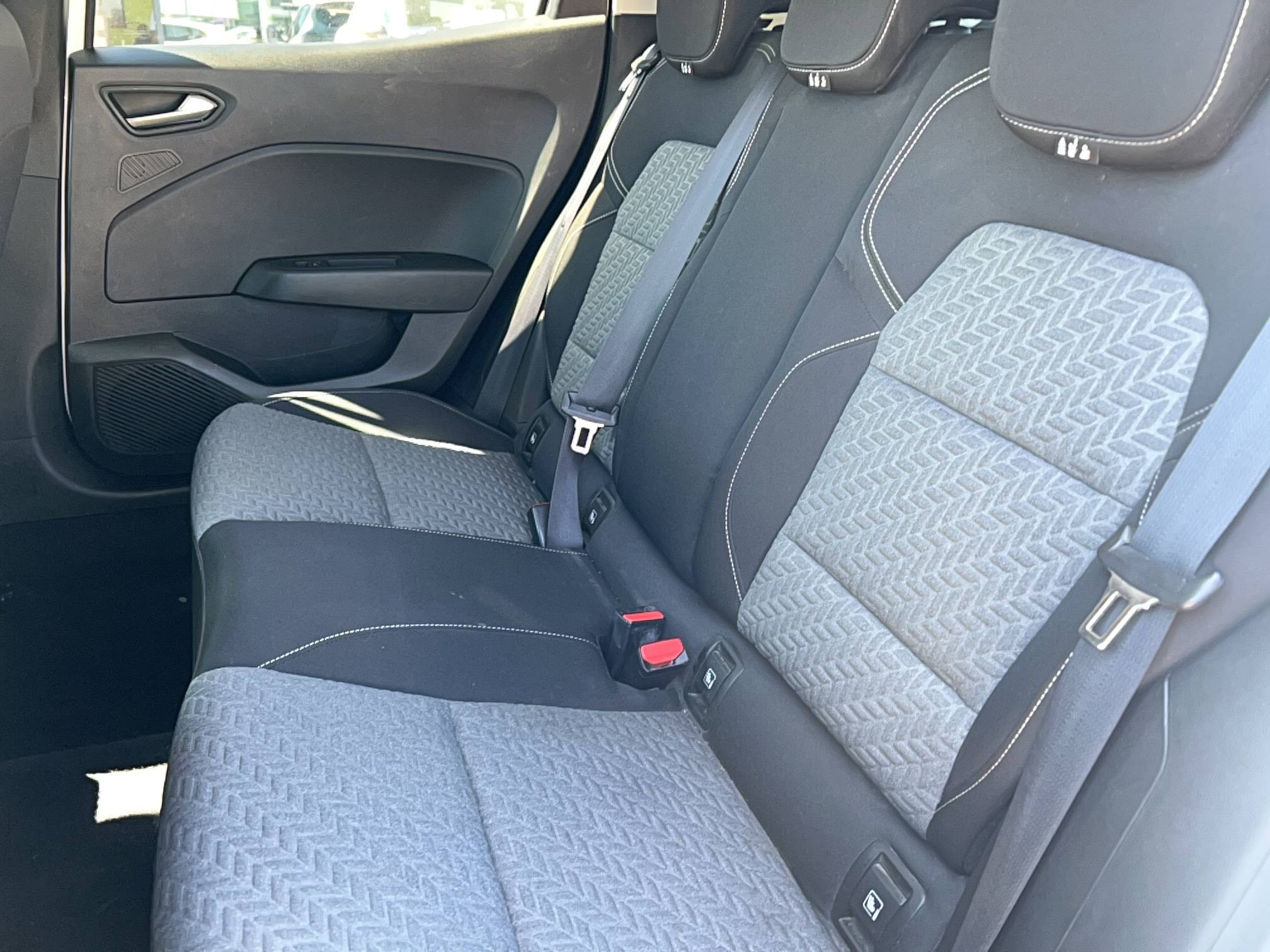 Vente en ligne Renault Clio 5 Clio Blue dCi 100 au prix de 13 991 €