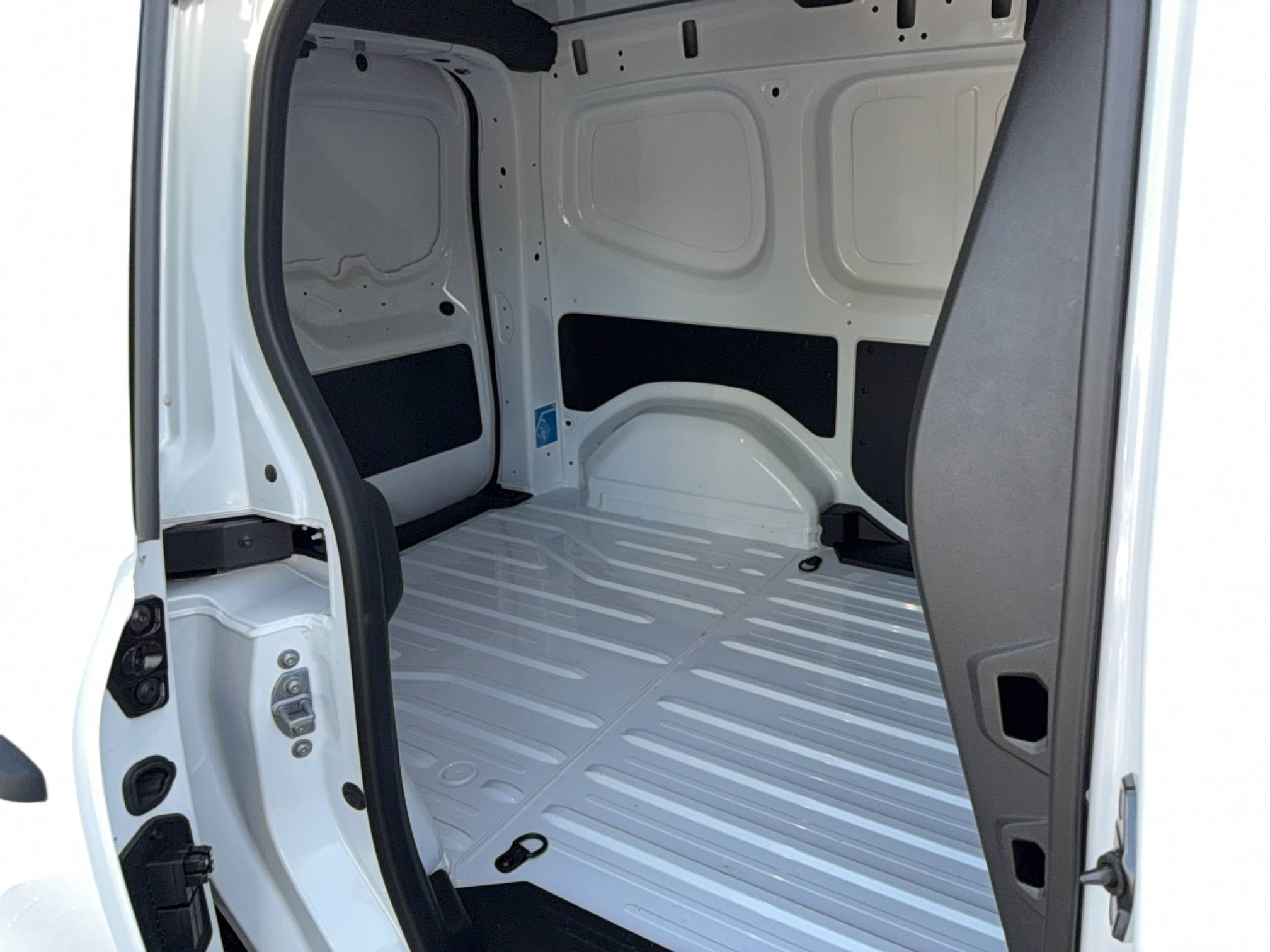 Vente en ligne Renault Kangoo Van  TOLE L1 BLUE DCI 95 AUTO au prix de 33 240 €