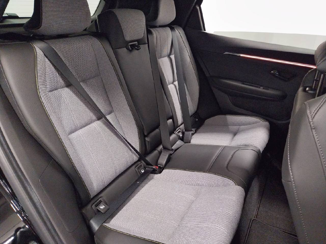 Vente en ligne Renault Scenic E-Tech Scenic E-Tech électrique 220 ch grande autonomie au prix de 1 300 €