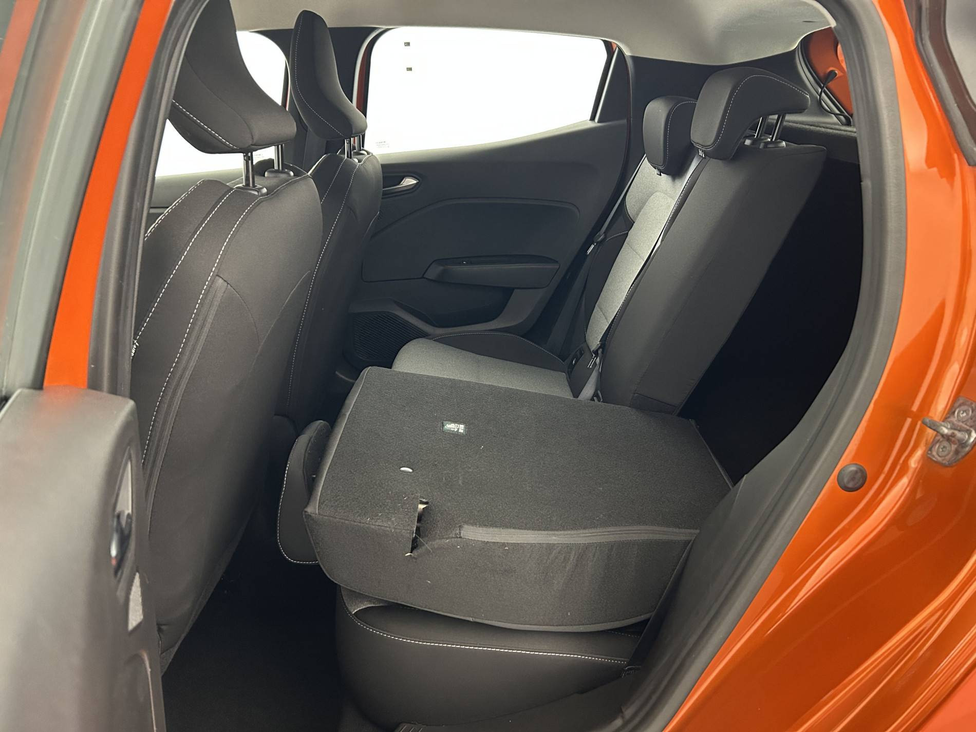 Vente en ligne Renault Clio 5 Clio TCe 100 GPL au prix de 14 390 €