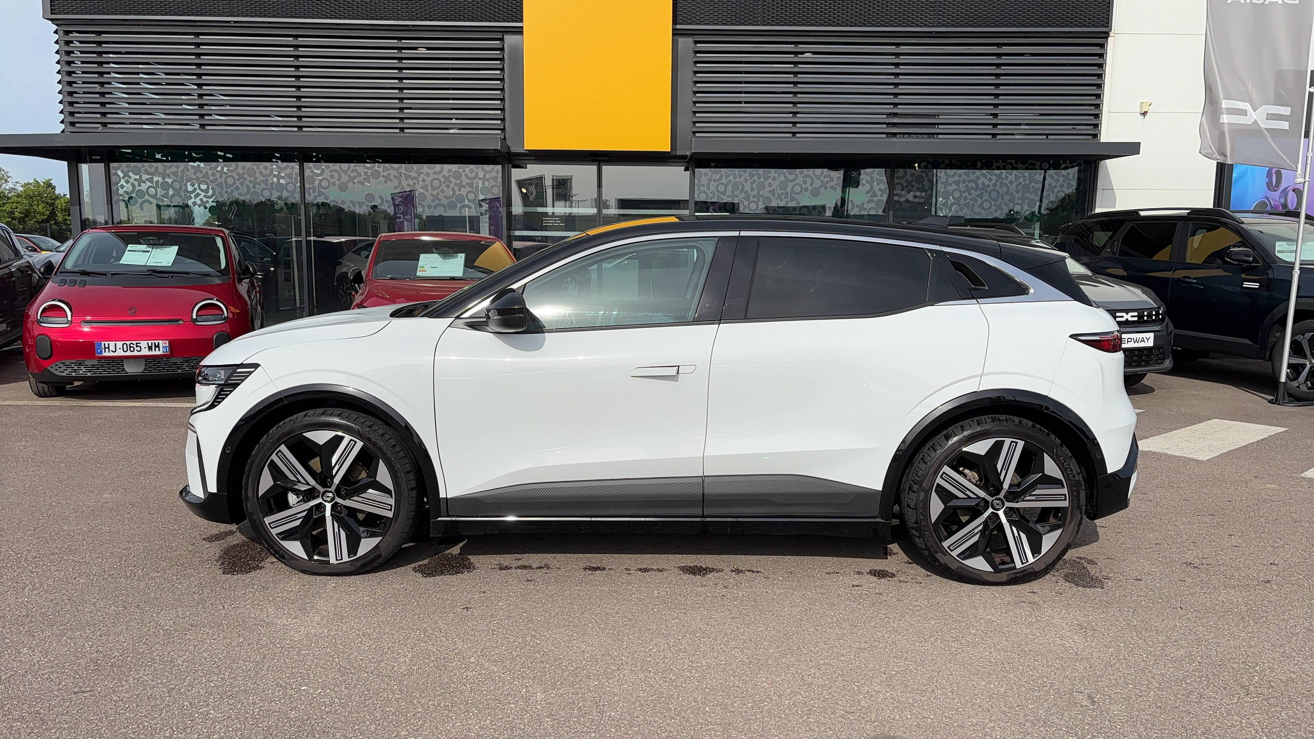 Vente en ligne Renault Megane E-Tech  EV60 220 ch optimum charge au prix de 27 990 €