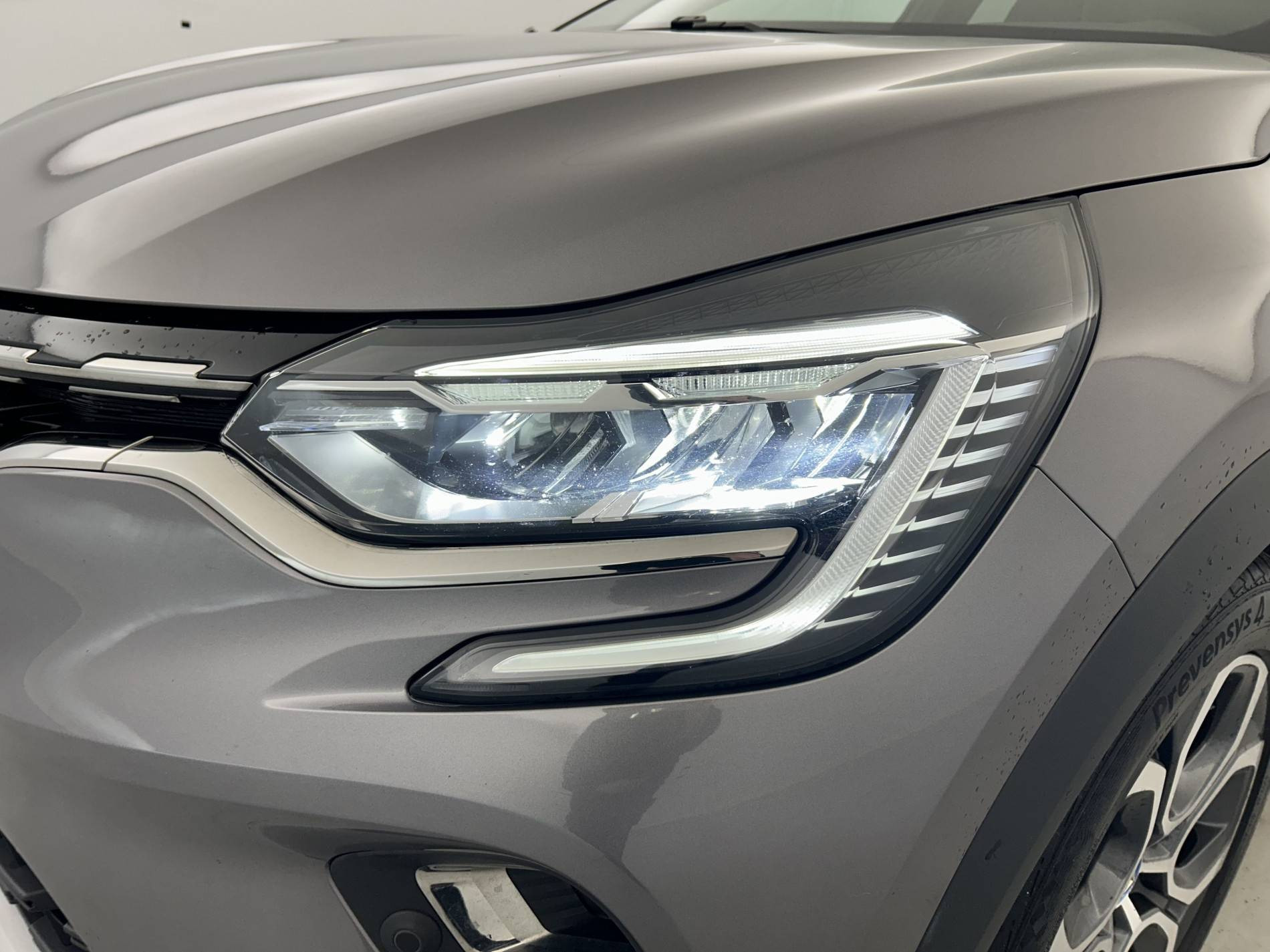 Vente en ligne Renault Captur  E-Tech Plug-in 160 au prix de 17 000 €