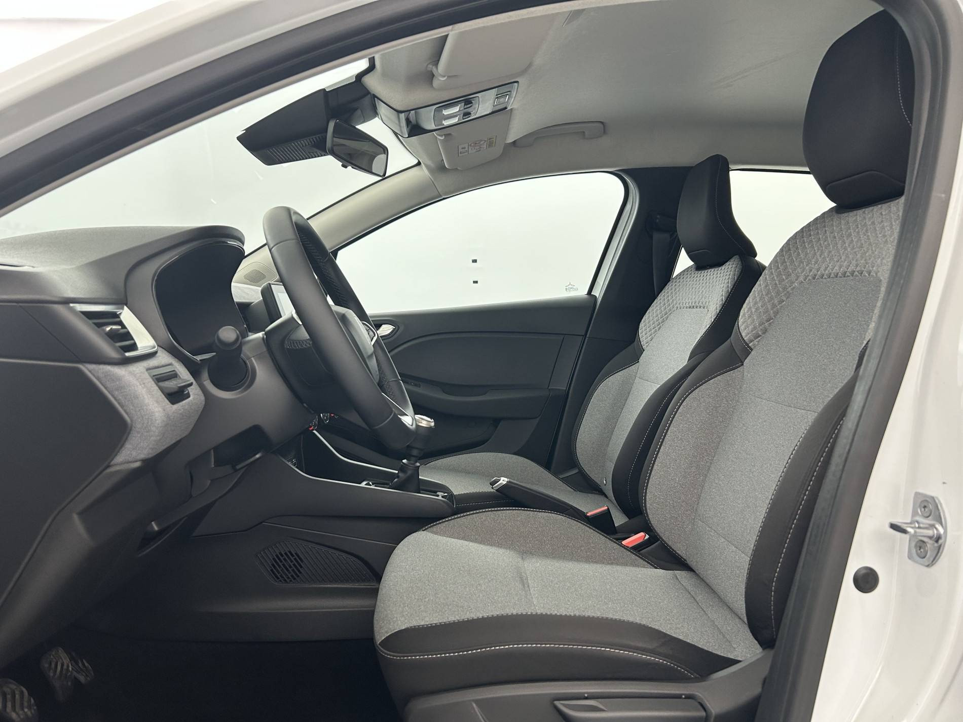 Vente en ligne Renault Clio 5 Clio TCe 90 au prix de 13 991 €