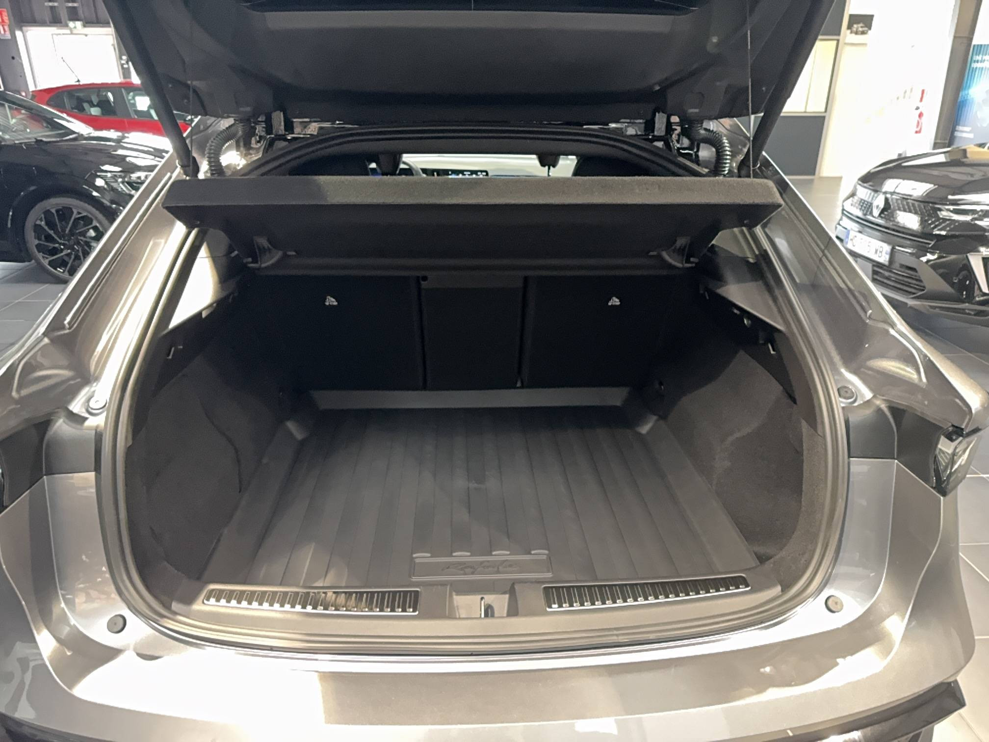 Vente en ligne Renault Rafale  E-Tech full hybrid 200 au prix de 46 990 €