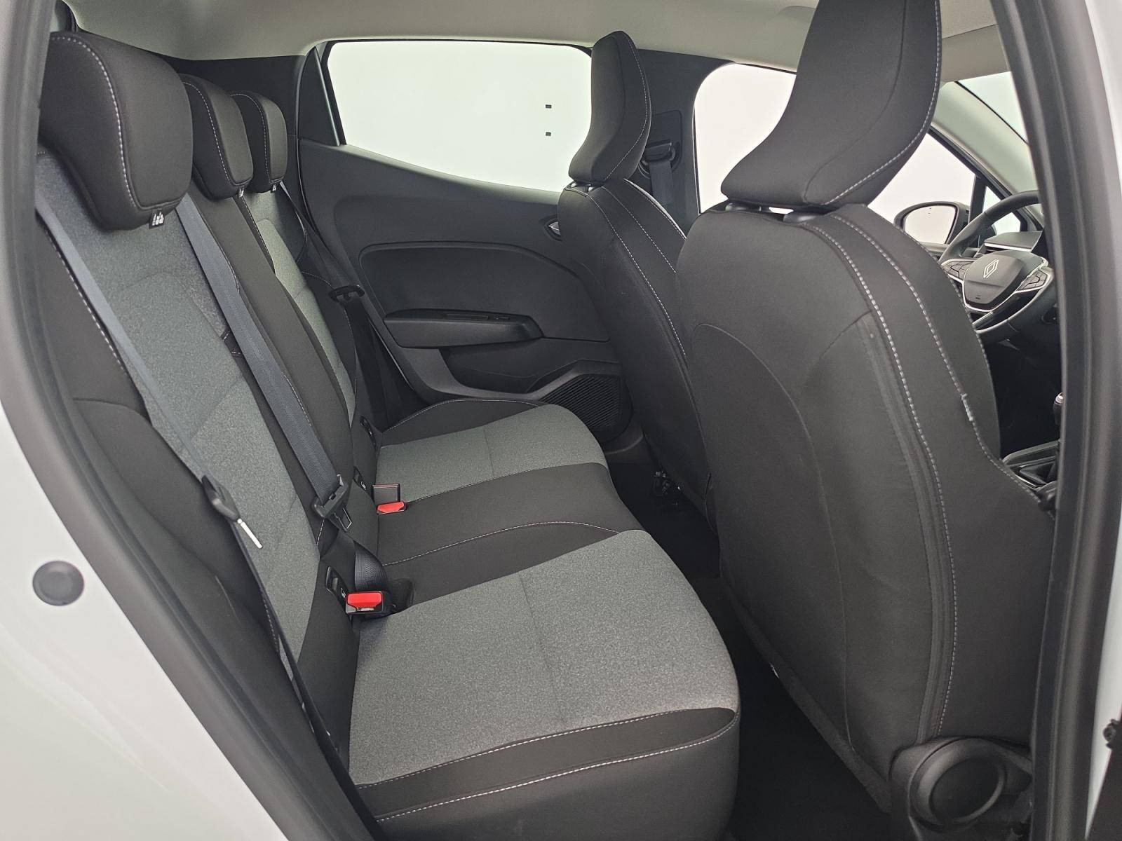 Vente en ligne Renault Clio 5 Clio Blue dCi 100 ch GSR2 au prix de 17 990 €