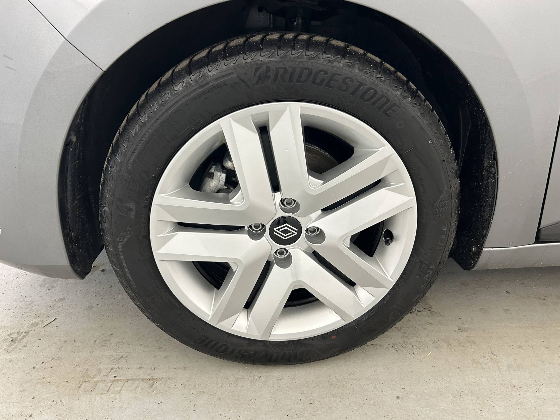 Vente en ligne Renault Clio 5 Clio E-Tech full hybrid 145 ch GSR2 au prix de 19 990 €