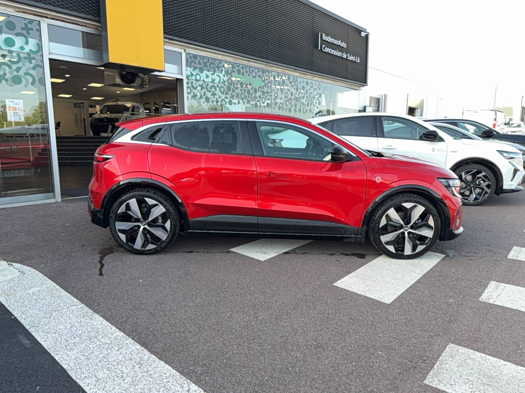 Vente en ligne Renault Megane E-Tech  220 ch autonomie confort AC7 au prix de 26 590 €