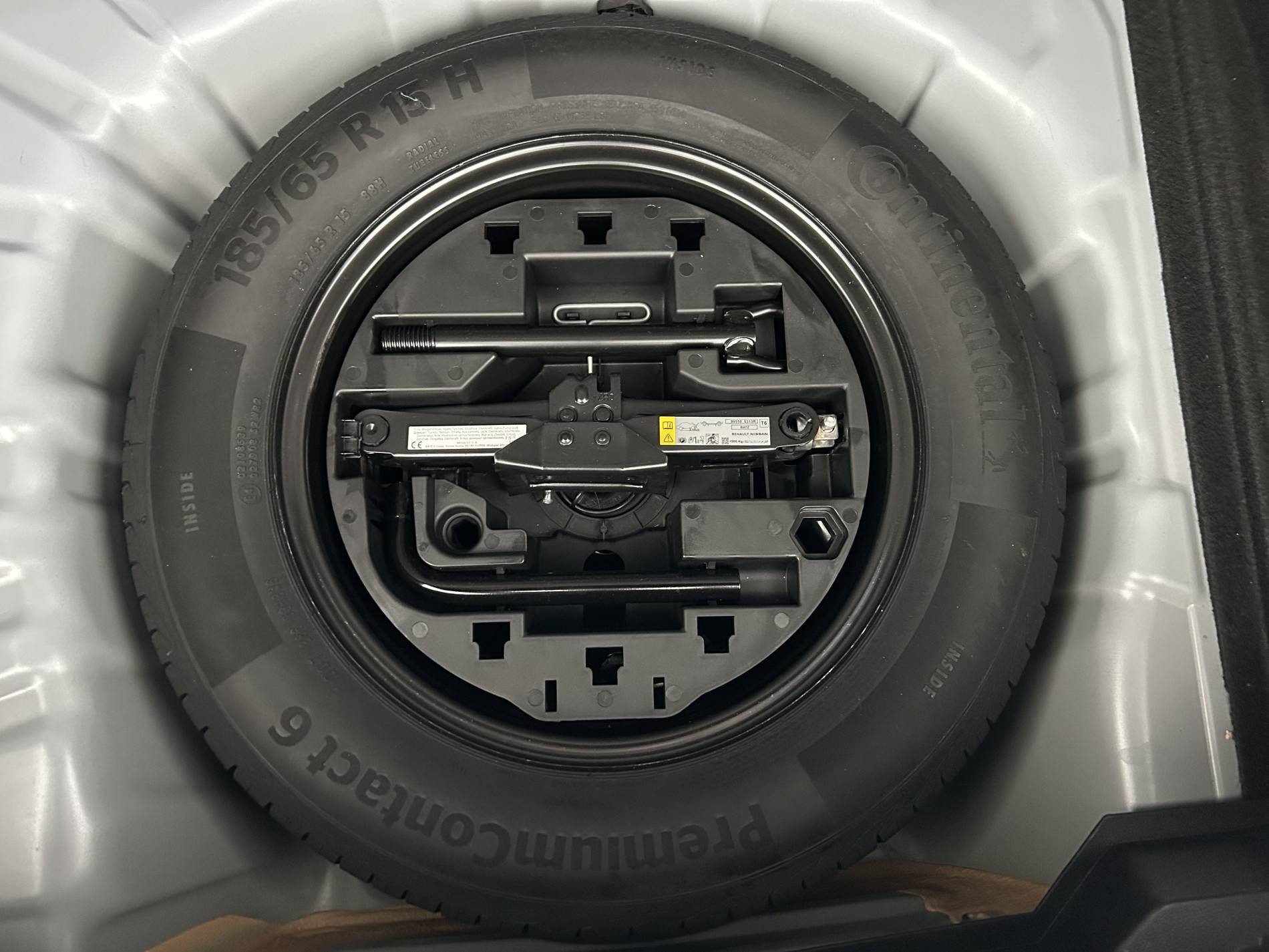 Vente en ligne Renault Clio 5 Clio TCe 90 au prix de 14 990 €