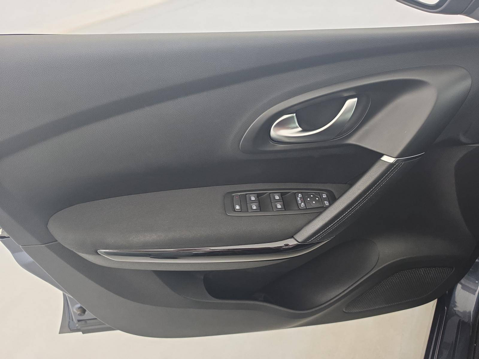 Vente en ligne Renault Kadjar  Blue dCi 115 EDC au prix de 15 900 €