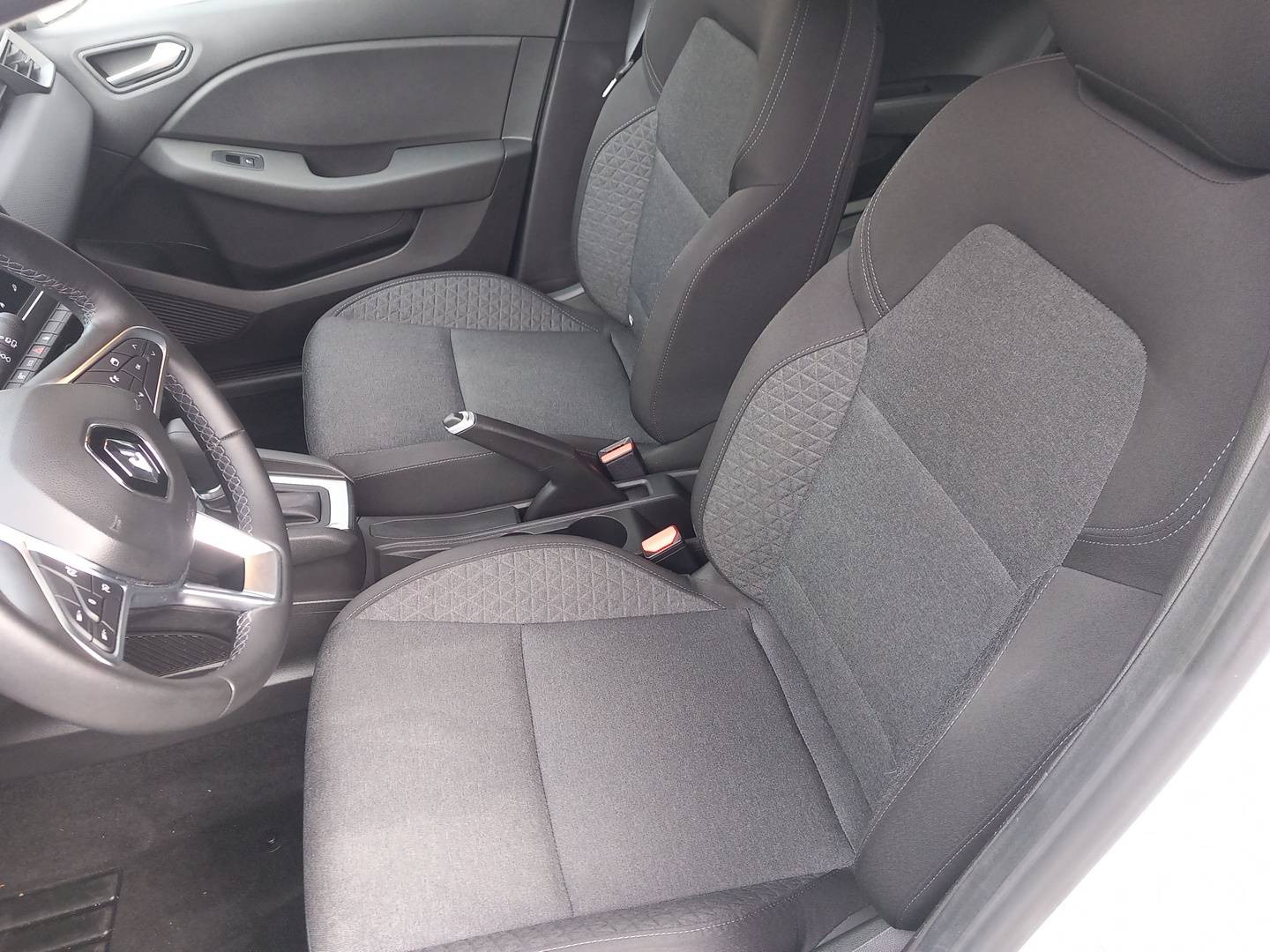 Vente en ligne Renault Clio 5 Clio TCe 90 X-Tronic - 21N au prix de 13 990 €