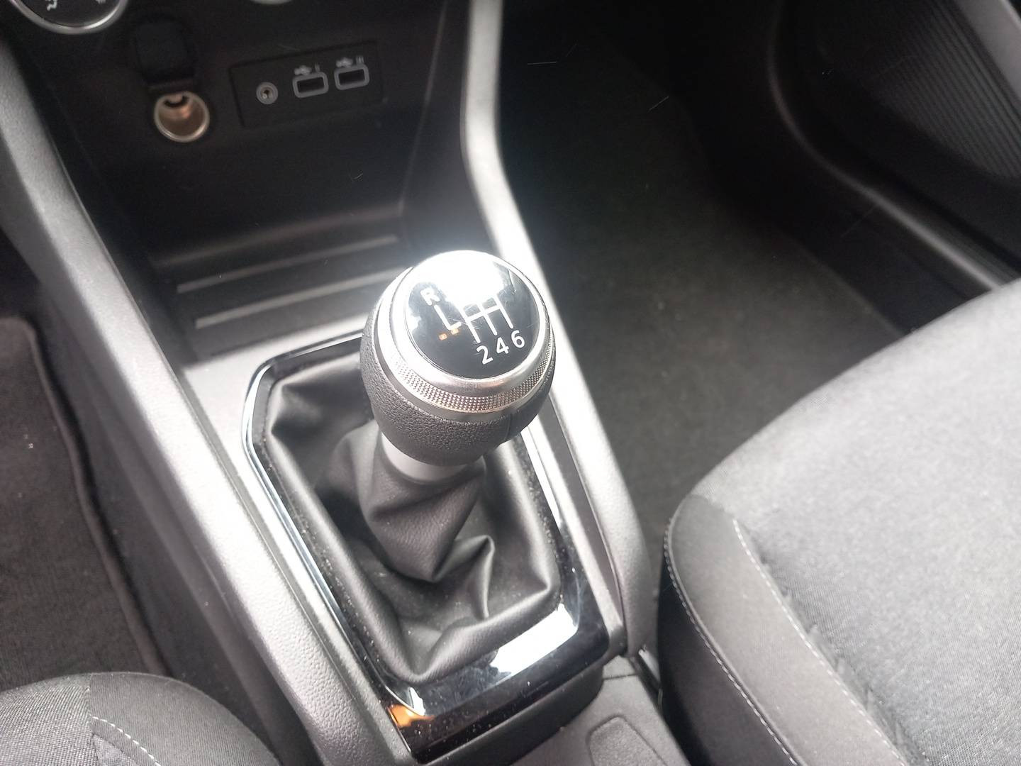 Vente en ligne Renault Clio 5 Clio TCe 90 au prix de 13 990 €