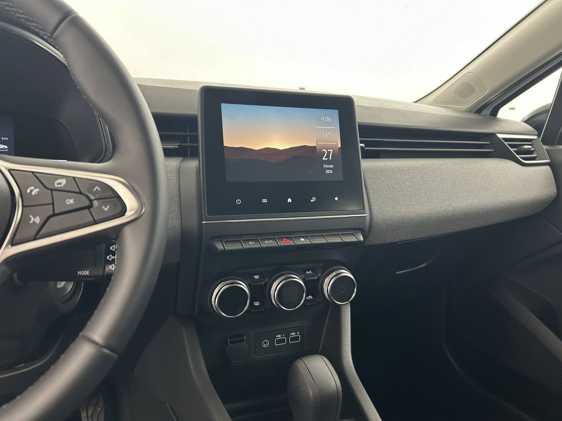 Vente en ligne Renault Clio 5 Clio E-Tech full hybrid 145 ch GSR2 au prix de 19 990 €