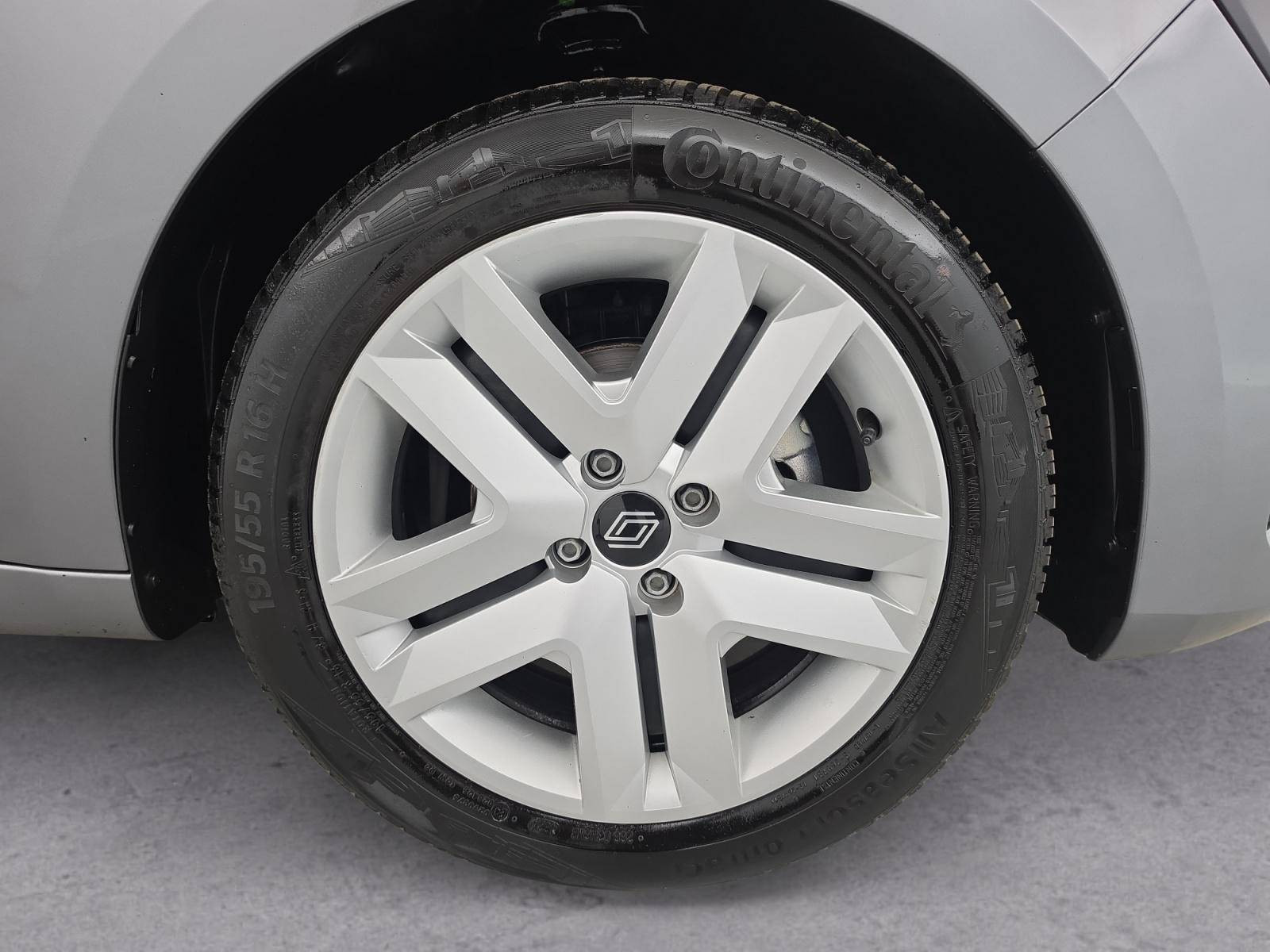 Vente en ligne Renault Clio 5 Clio TCe 90 ch GSR2 au prix de 16 790 €