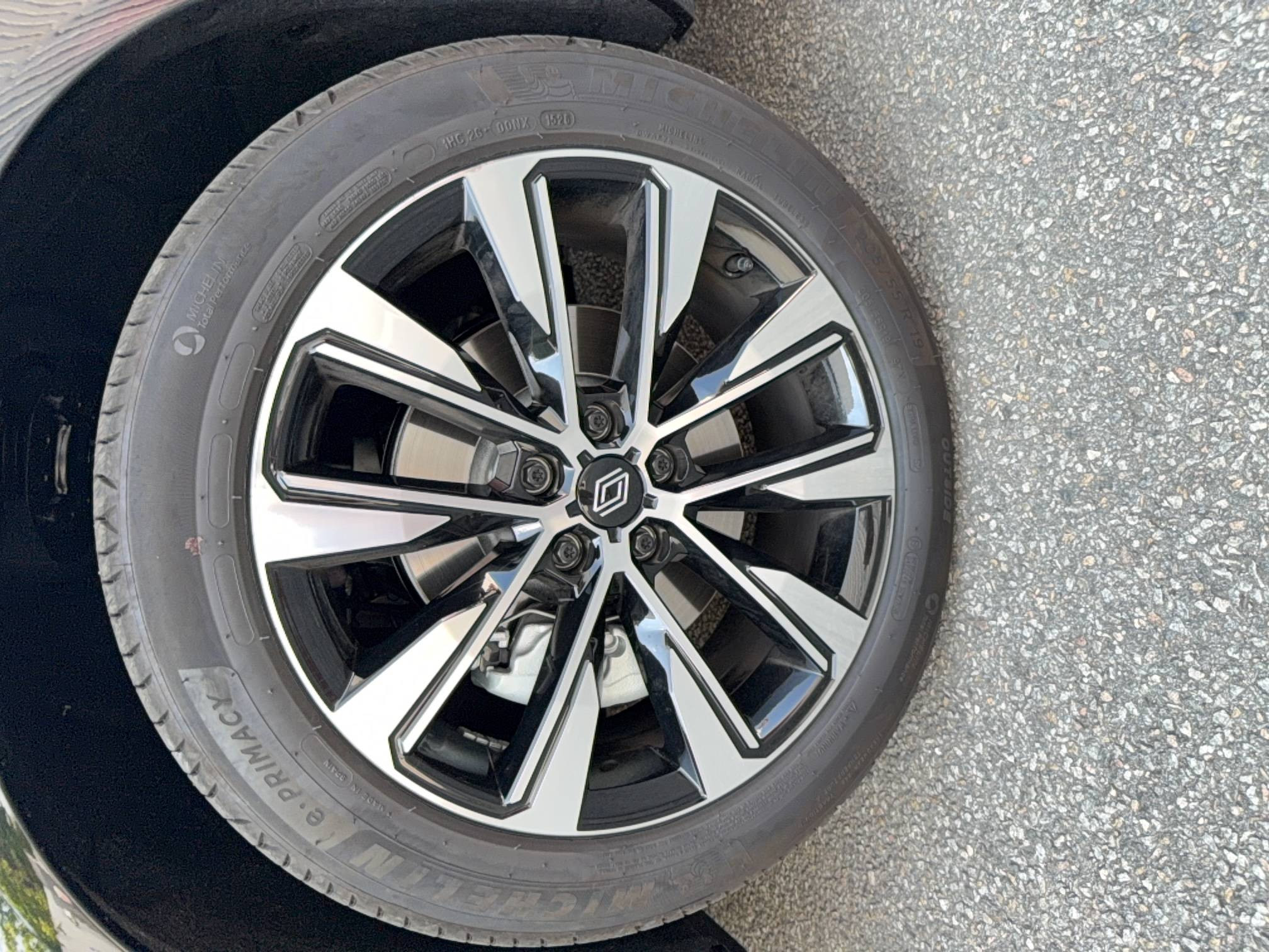 Vente en ligne Renault Espace Espace full hybrid E-Tech 200 ch 5pl au prix de 43 490 €