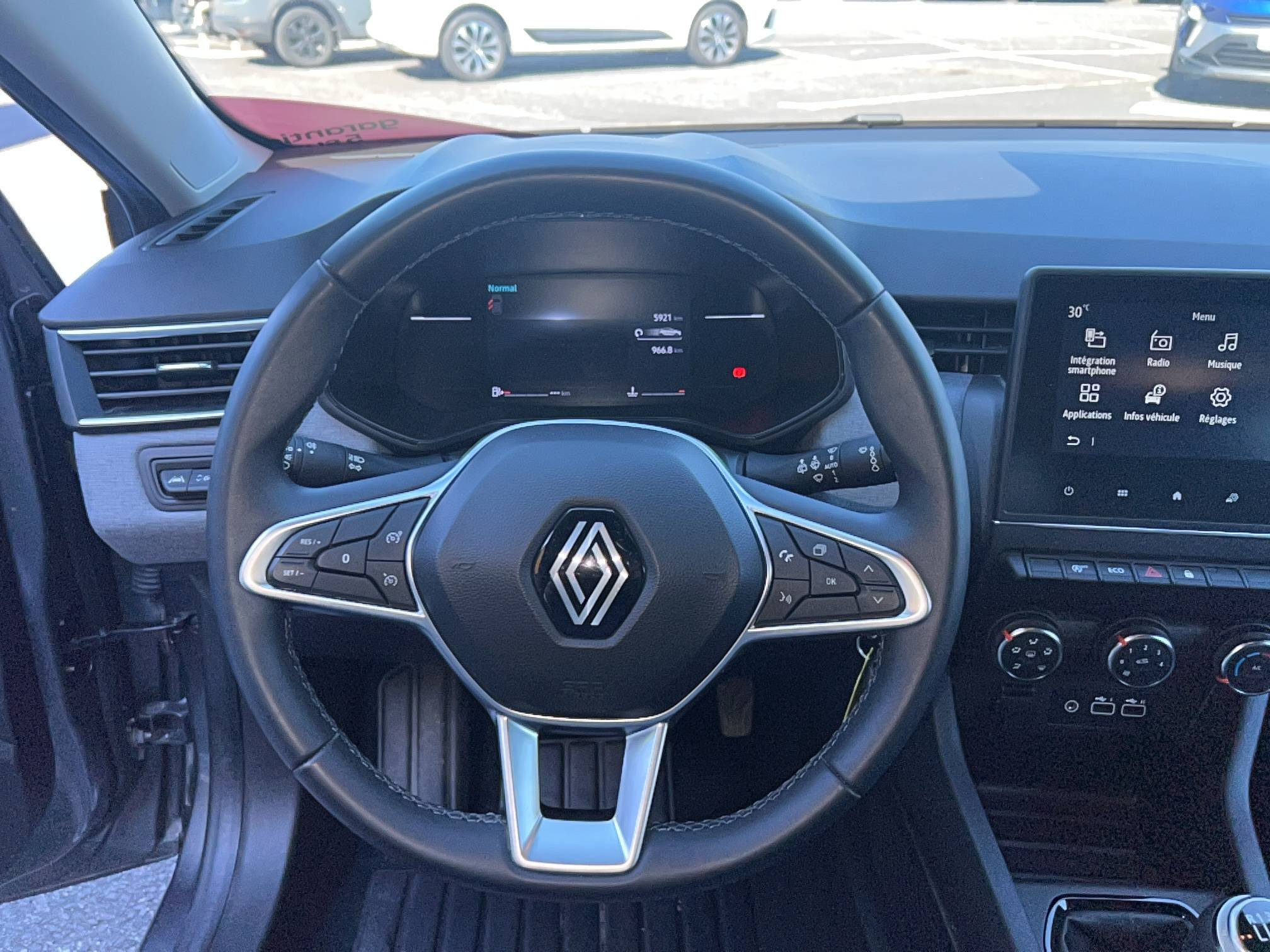 Vente en ligne Renault Clio 5 Clio TCe 90 au prix de 15 990 €
