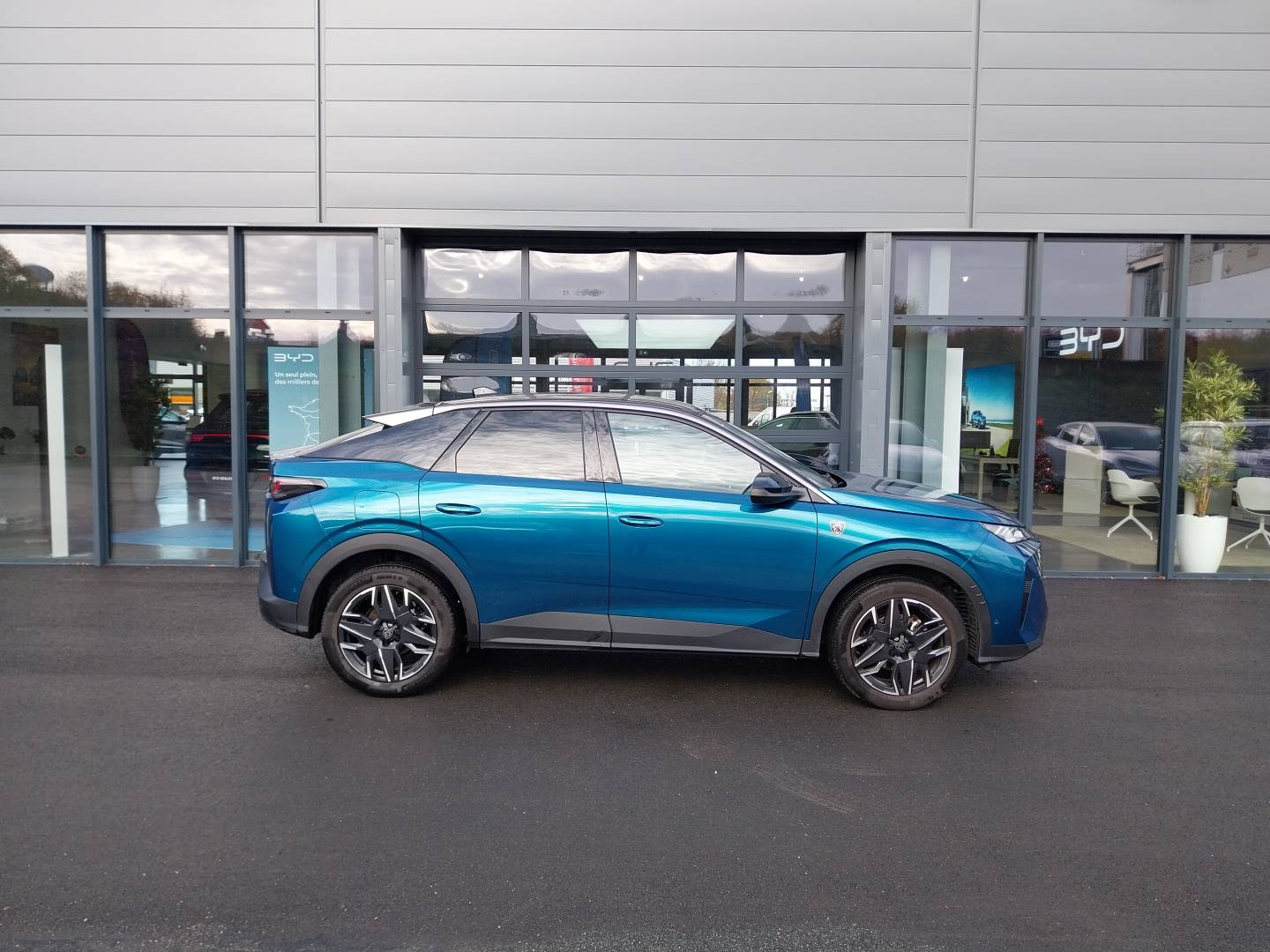 Peugeot 3008  Hybrid 136 e-DCS6 occasion de 2024 en vente à Angers