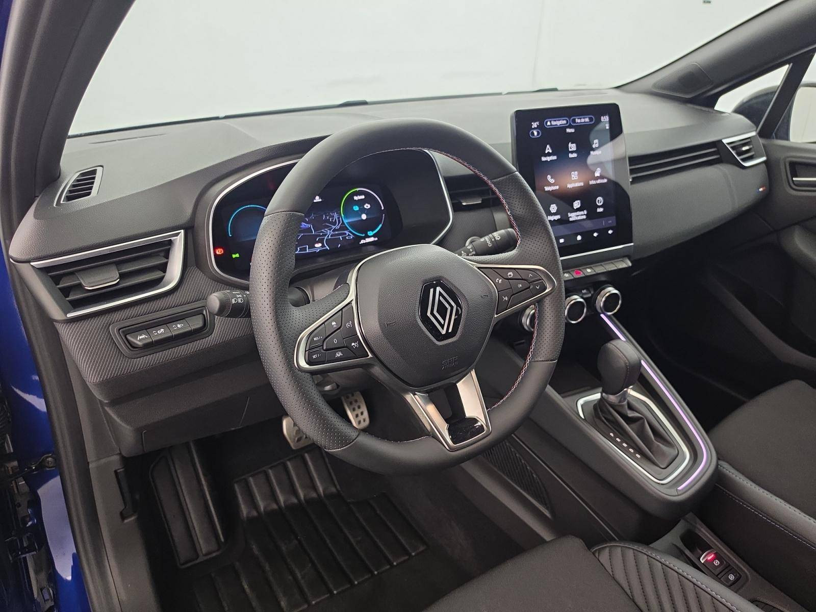 Vente en ligne Renault Clio 5 Clio E-Tech full hybrid 145 au prix de 21 500 €