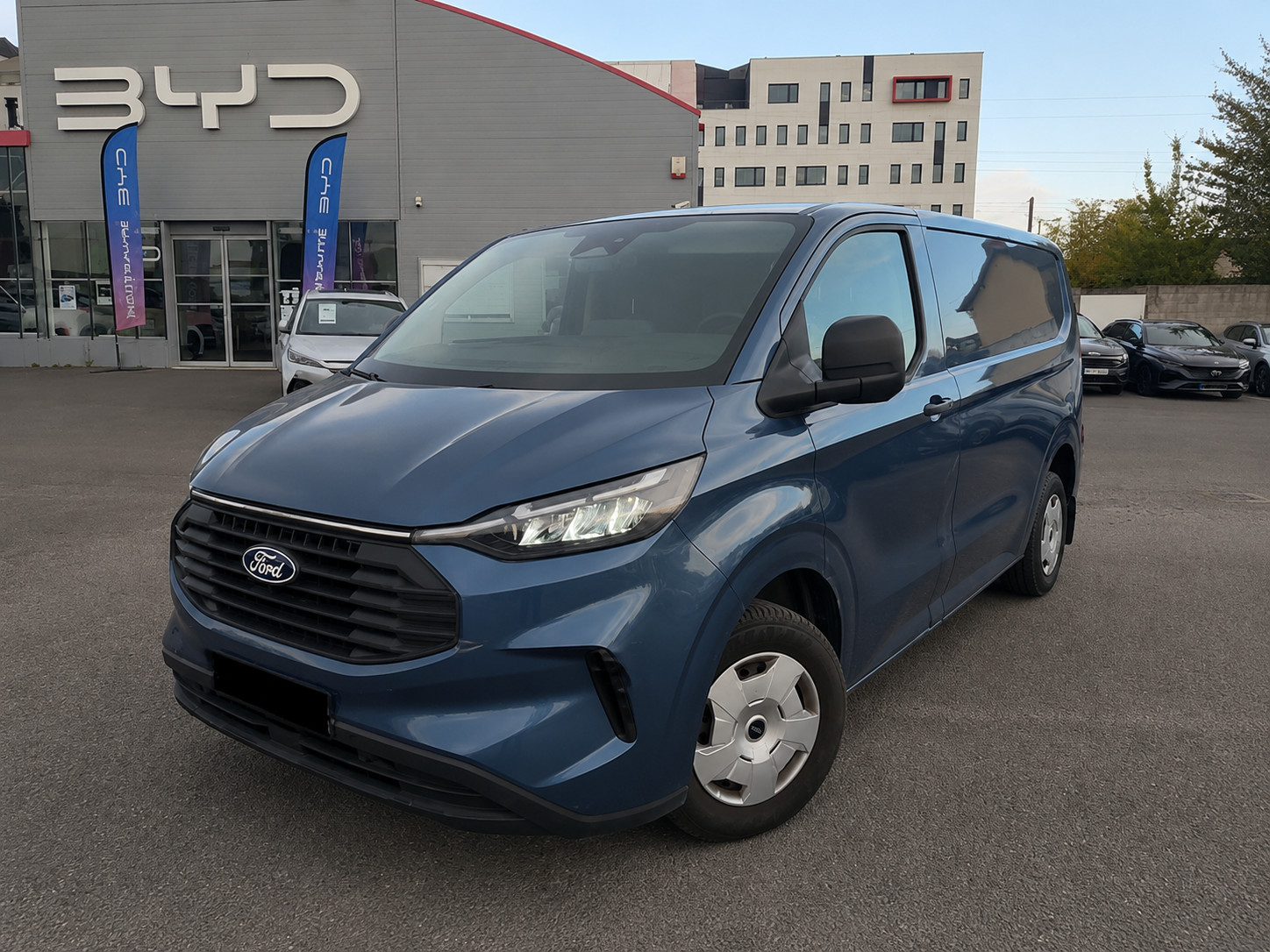 Ford Transit Custom TRANSIT CUSTOM FGN 320 L1H1 2.0 ECOBLUE 170 CH BVA8 occasion de 2024 en vente à Nantes