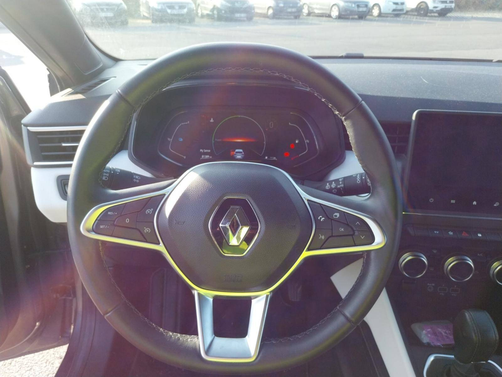 Vente en ligne Renault Clio 5 Clio E-Tech full hybrid 145 au prix de 14 990 €