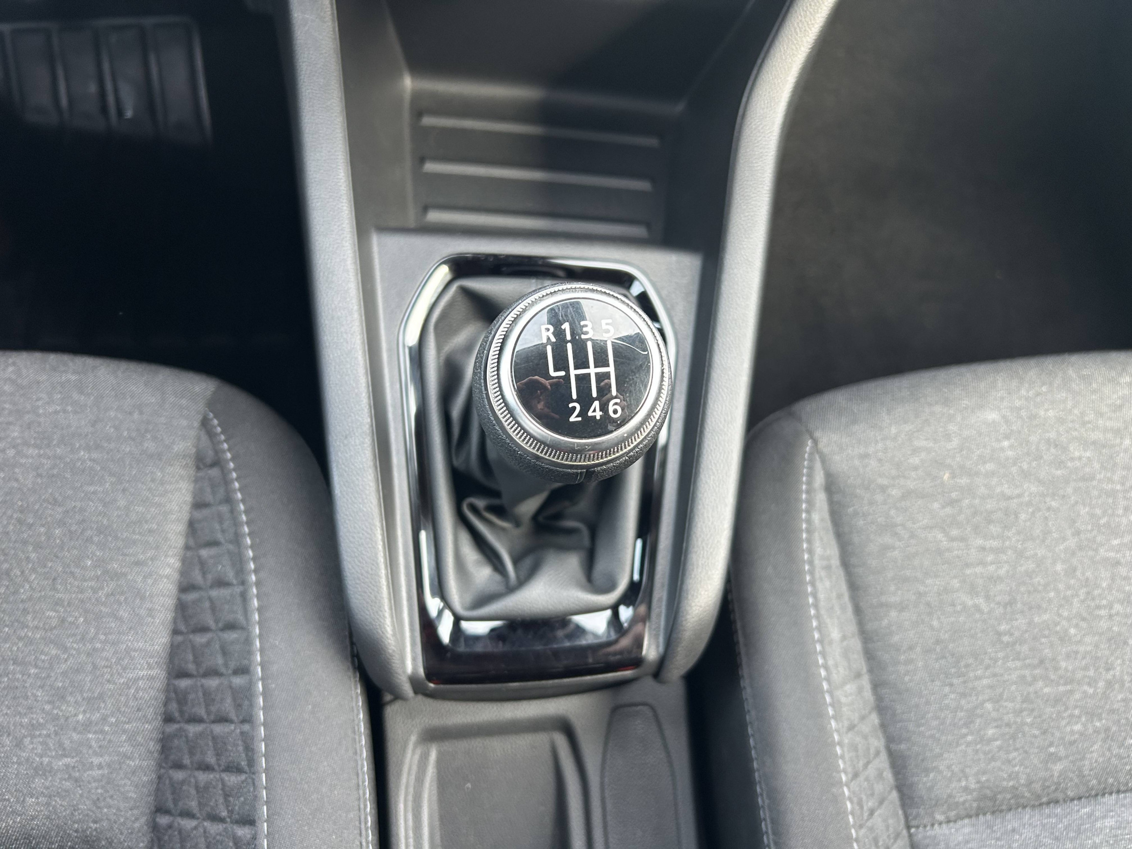 Vente en ligne Renault Clio 5 Clio TCe 90 au prix de 14 490 €