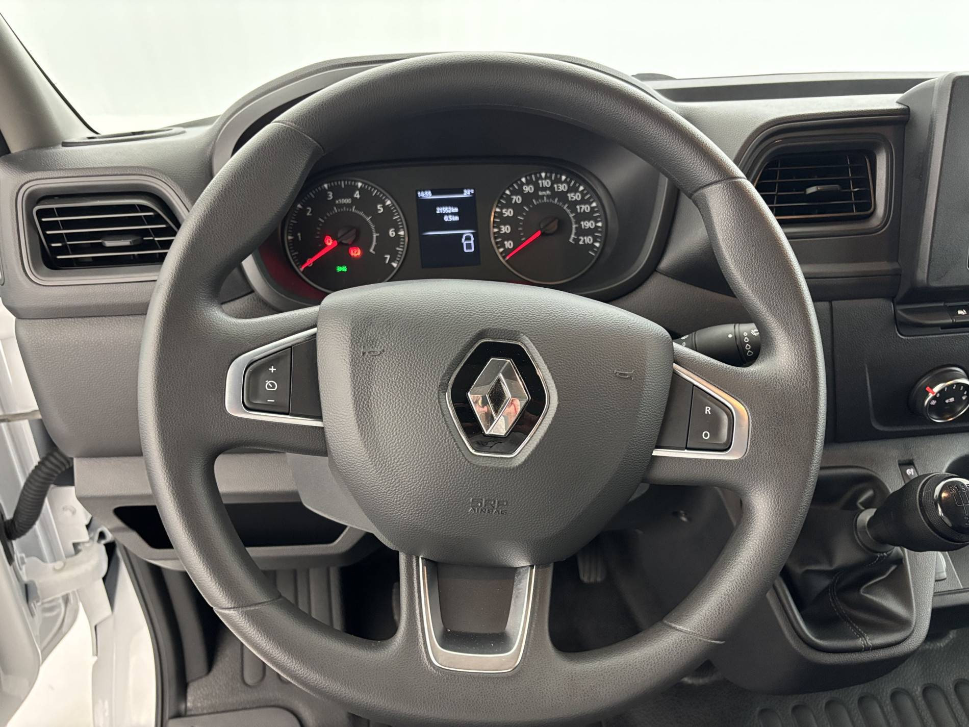 Vente en ligne Renault Master Fourgon MASTER FGN TRAC F3500 L3H3 BLUE DCI 135 au prix de 27 990 €