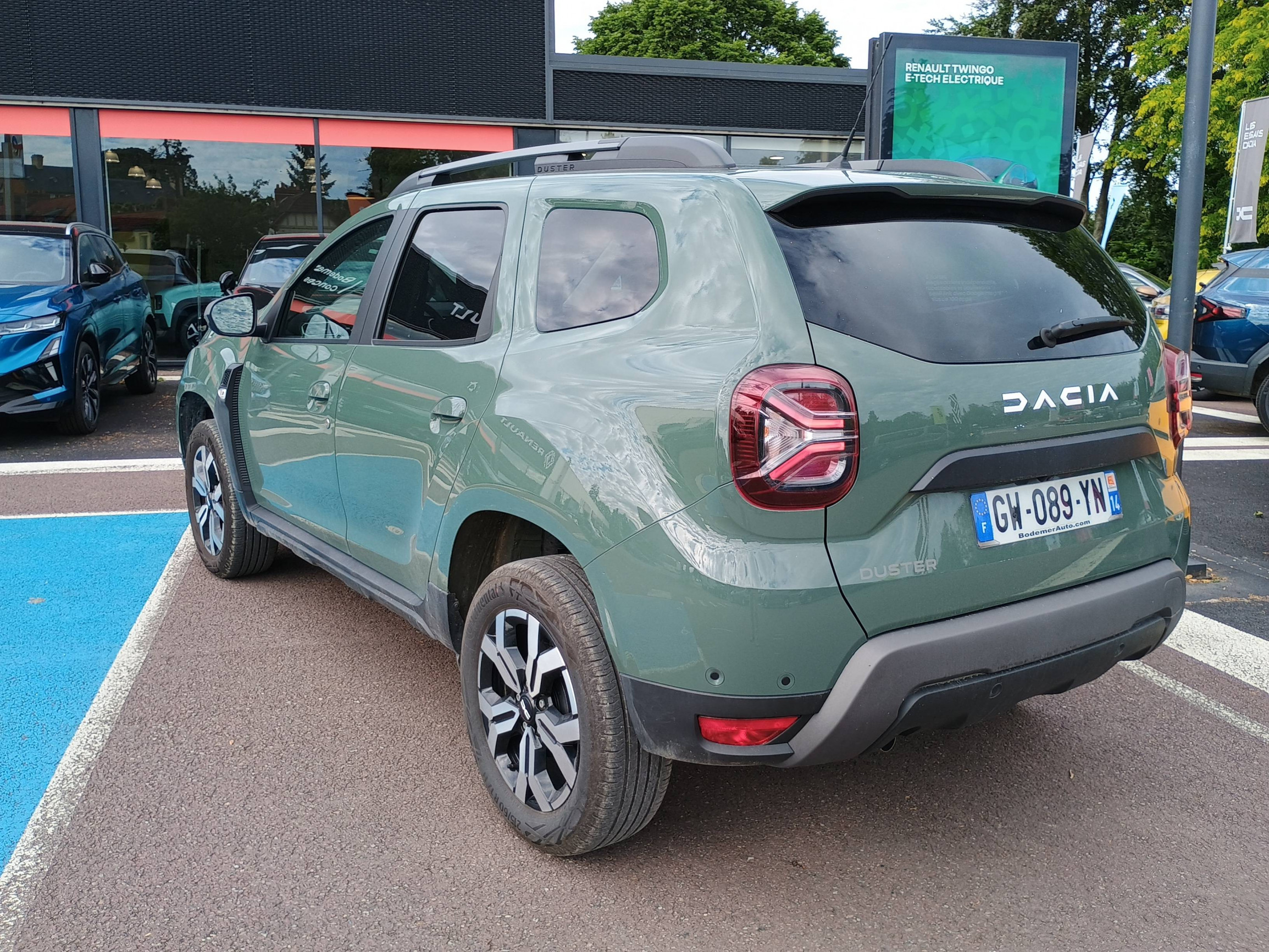 Vente en ligne Dacia Duster  ECO-G 100 4x2 au prix de 19 990 €