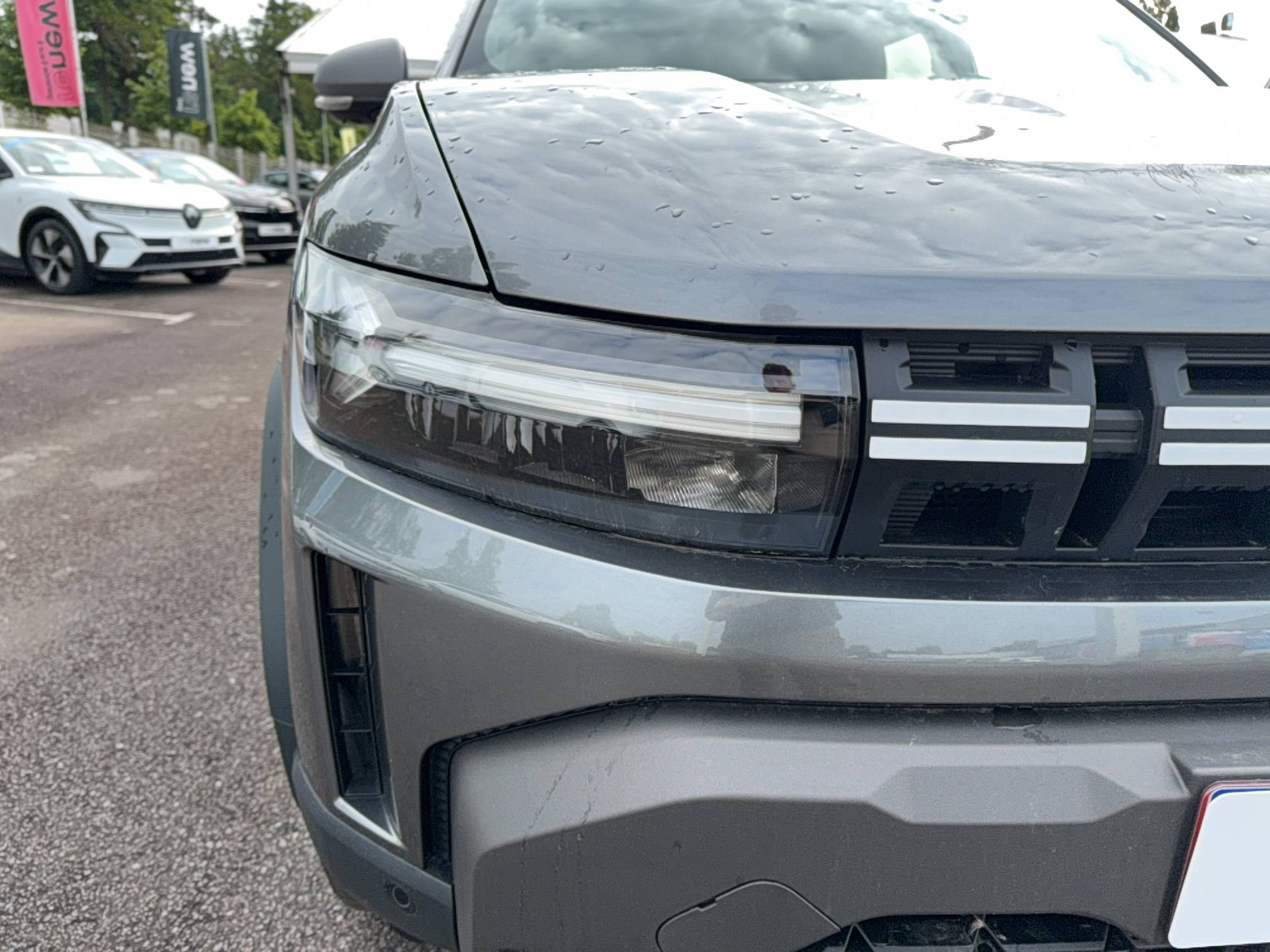 Vente en ligne Dacia Duster  Hybrid 140 au prix de 26 490 €