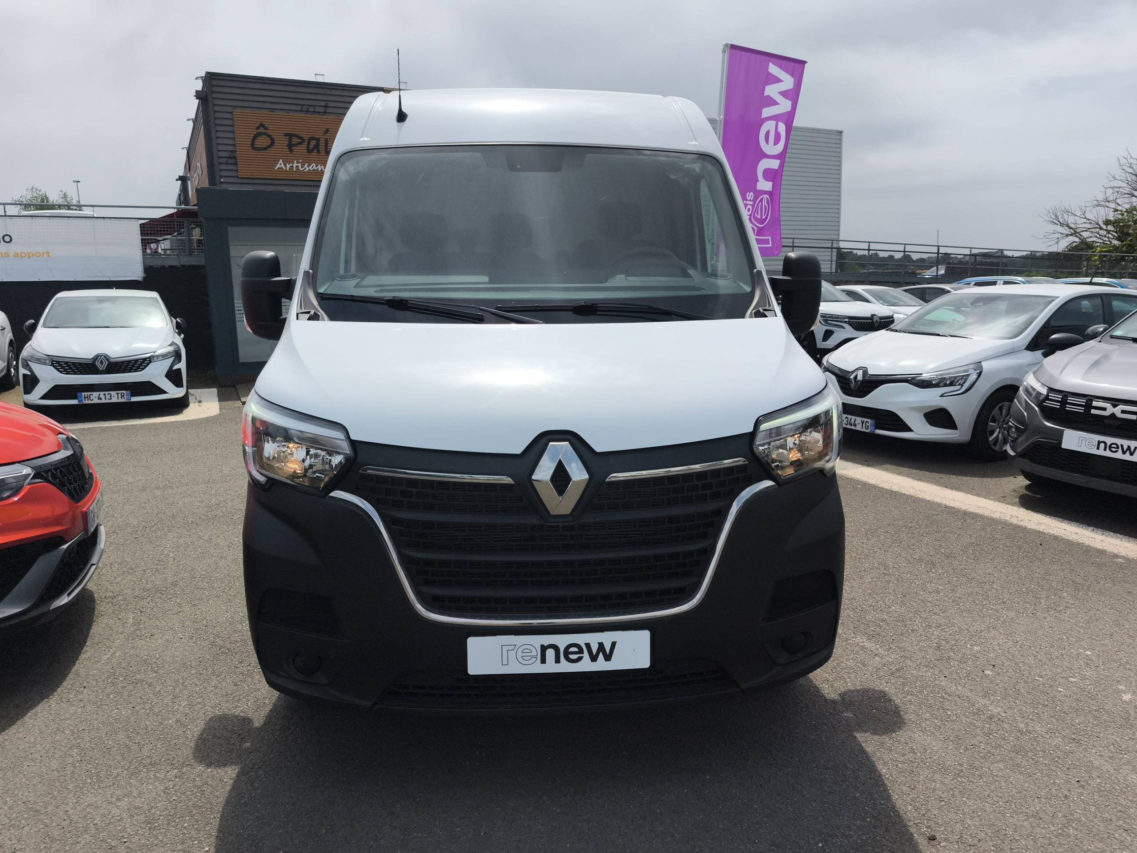 Vente en ligne Renault Master Fourgon MASTER FGN TRAC F3500 L2H2 BLUE DCI 135 au prix de 24 990 €