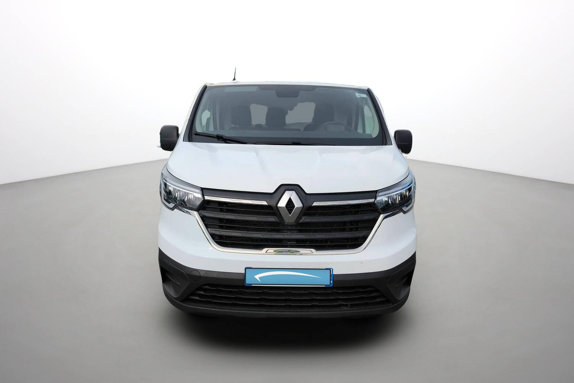 Vente en ligne Renault Trafic 3 Fourgon TRAFIC FGN L2H1 3000 KG BLUE DCI 130 au prix de 24 990 €