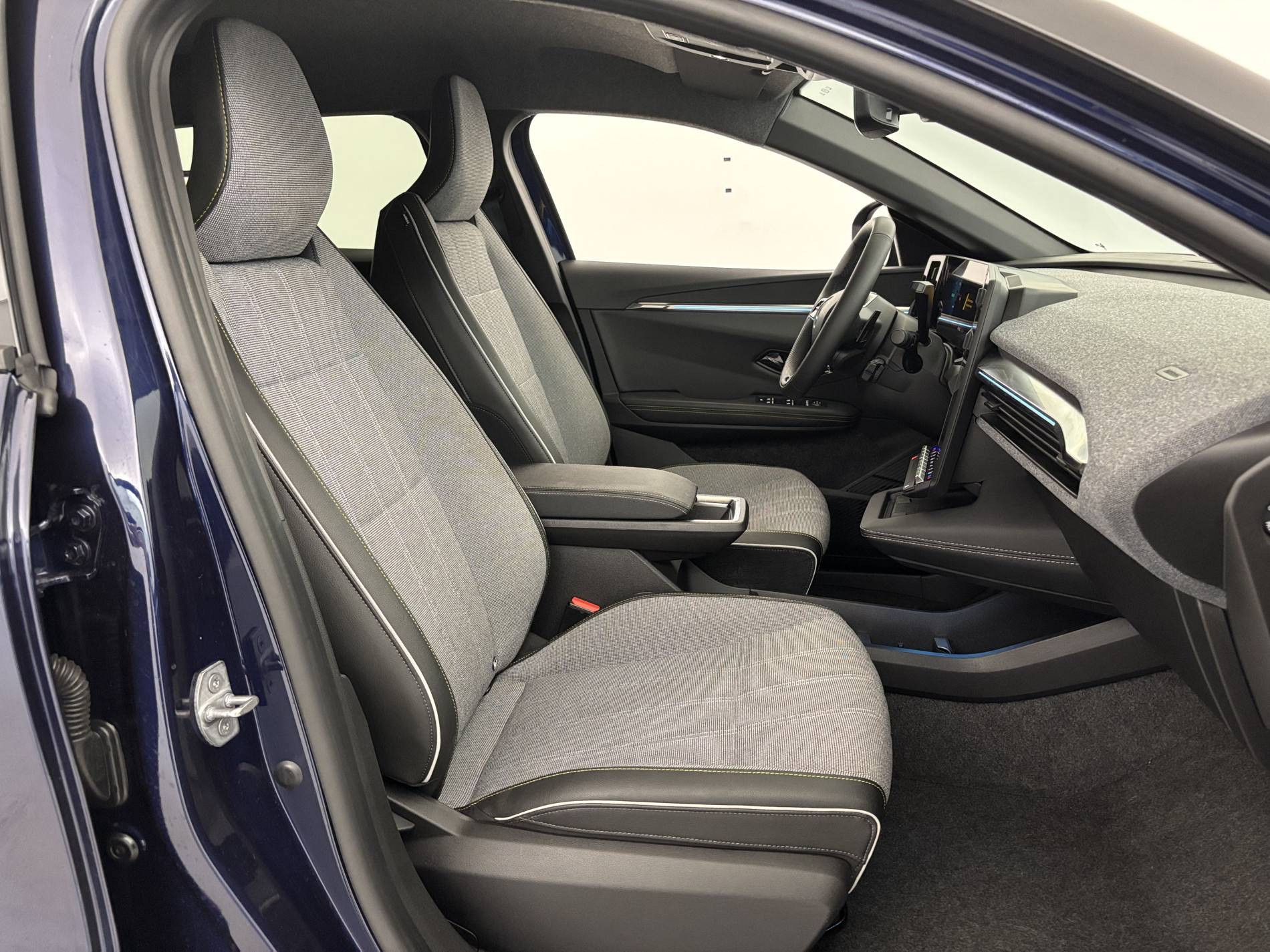 Vente en ligne Renault Megane E-Tech  220 ch autonomie confort GSR2 au prix de 29 490 €