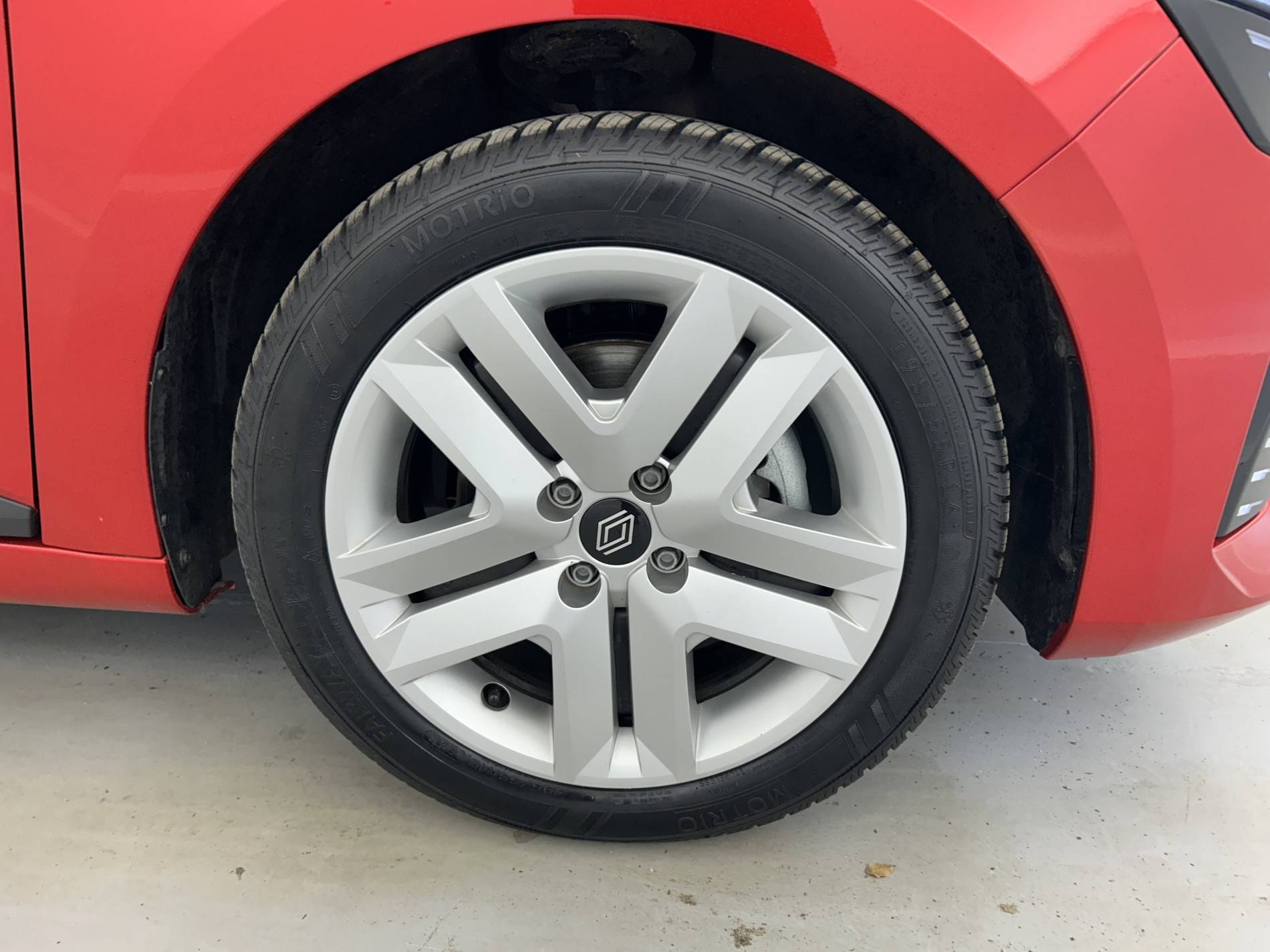 Vente en ligne Renault Clio 5 Clio E-Tech full hybrid 145 ch GSR2 au prix de 21 990 €