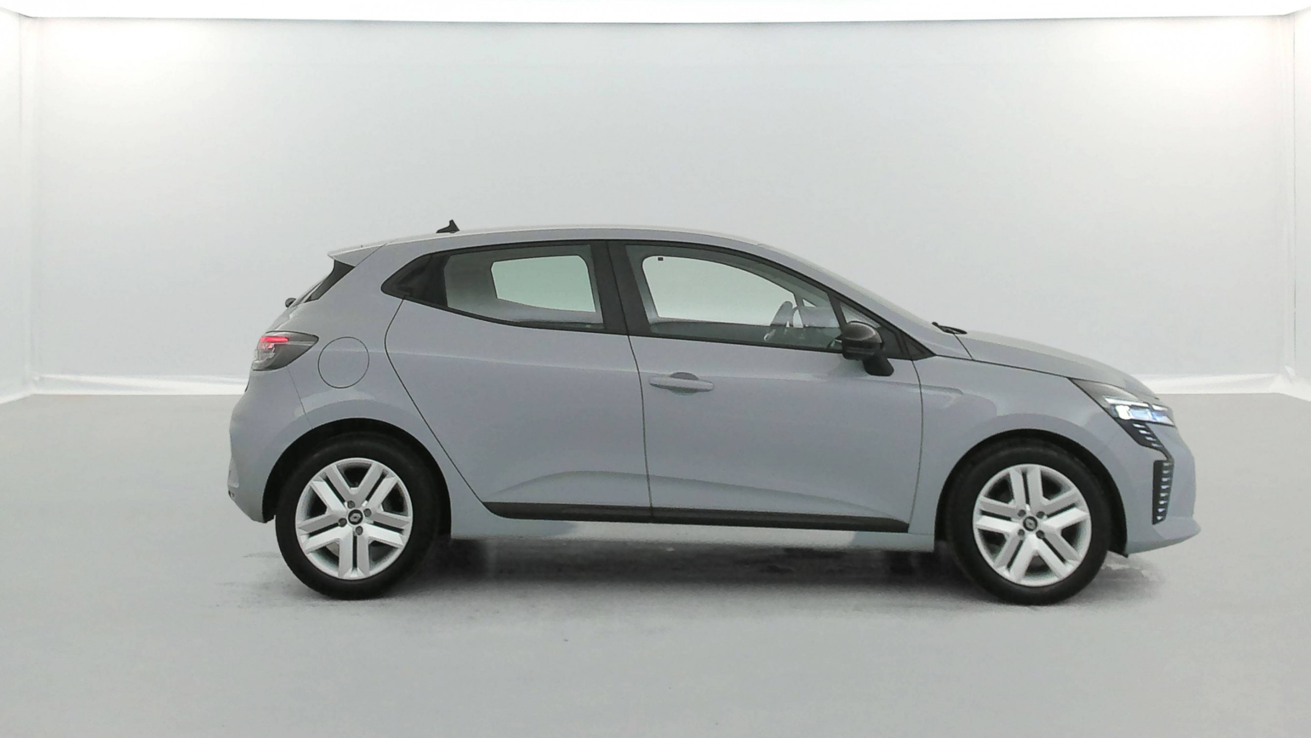Vente en ligne Renault Clio 5 Clio TCe 90 ch GSR2 au prix de 15 290 €