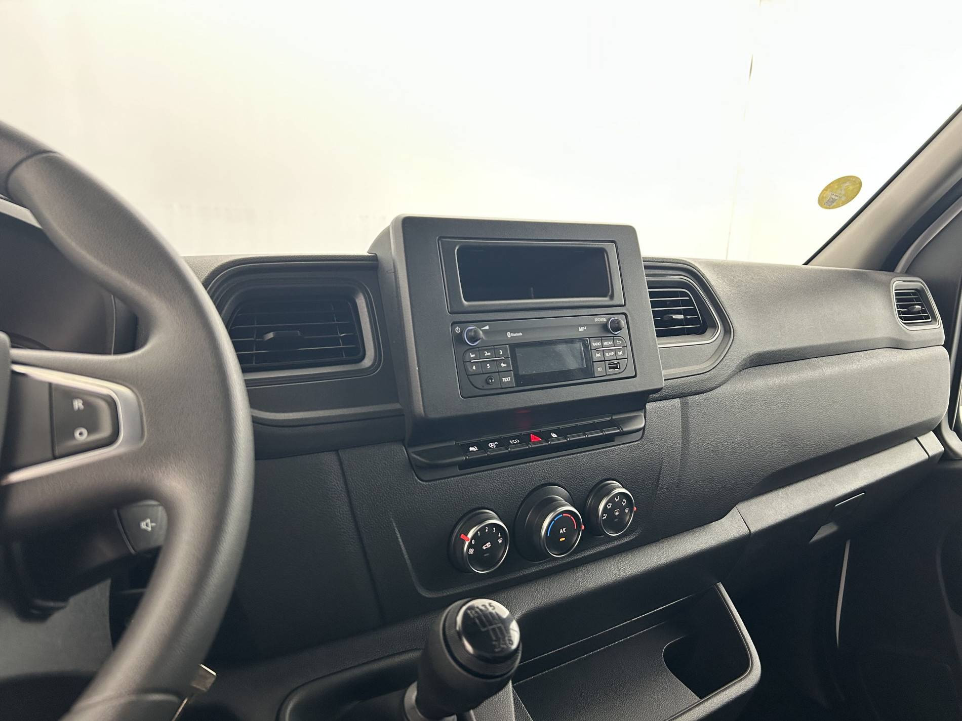 Vente en ligne Renault Master 3 Châssis Cabine MASTER PHC TRAC F3500 L3H1 BLUE DCI 145 EURO VI au prix de 30 990 €